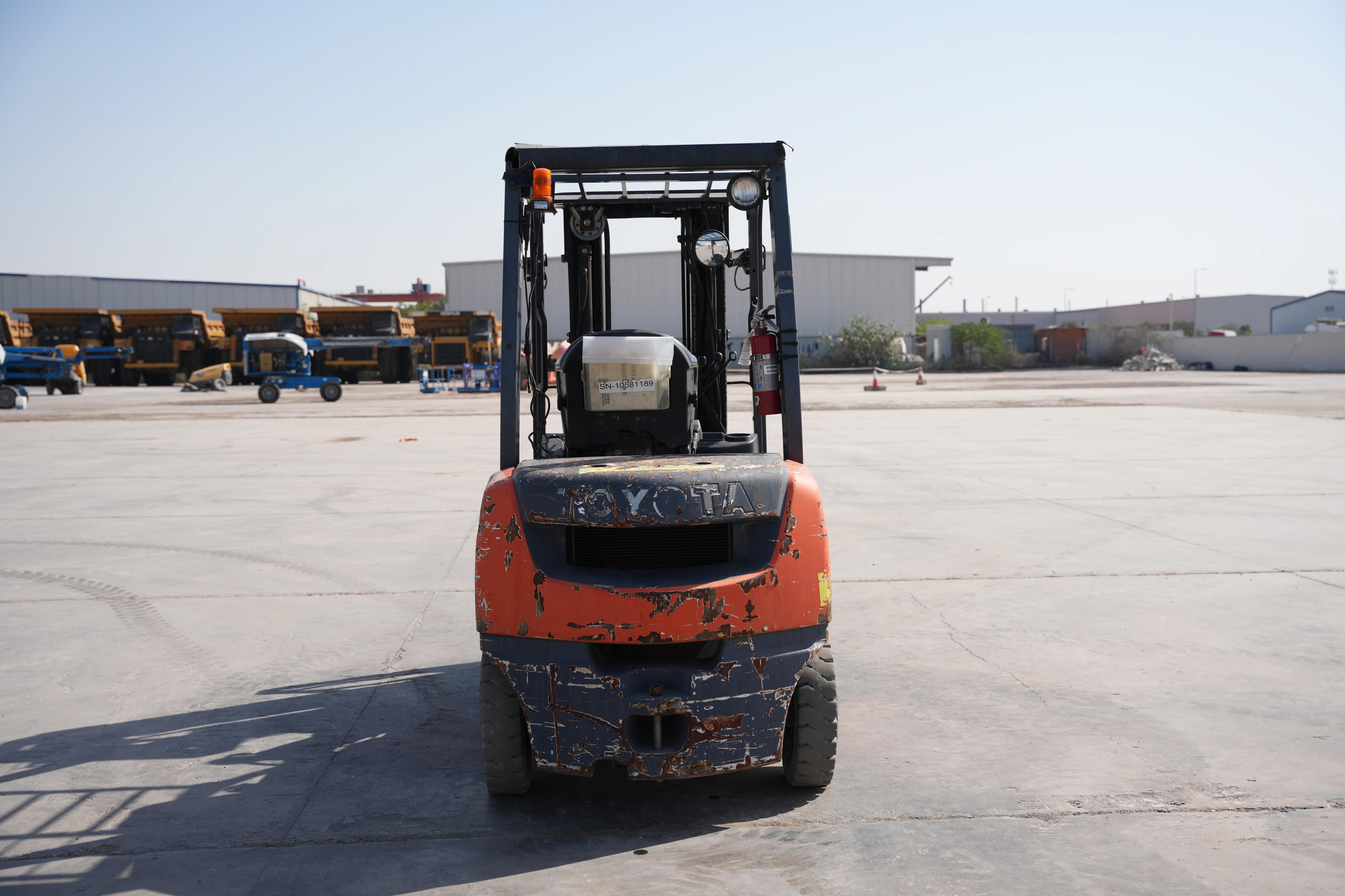 Product-Toyota 8FDU25 diesel forklift-exterior
