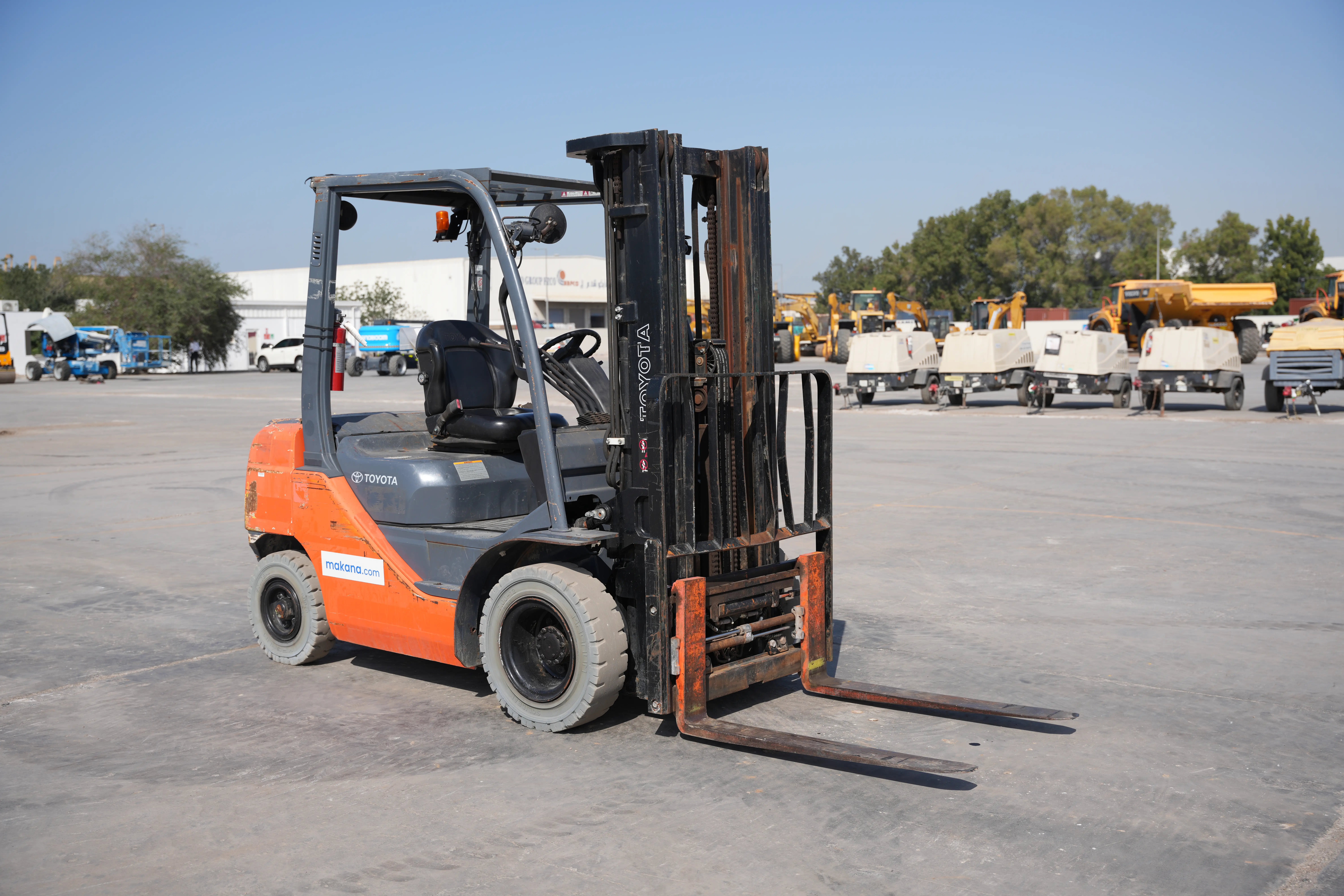 Product-Toyota 8FDU25 diesel forklift-exterior