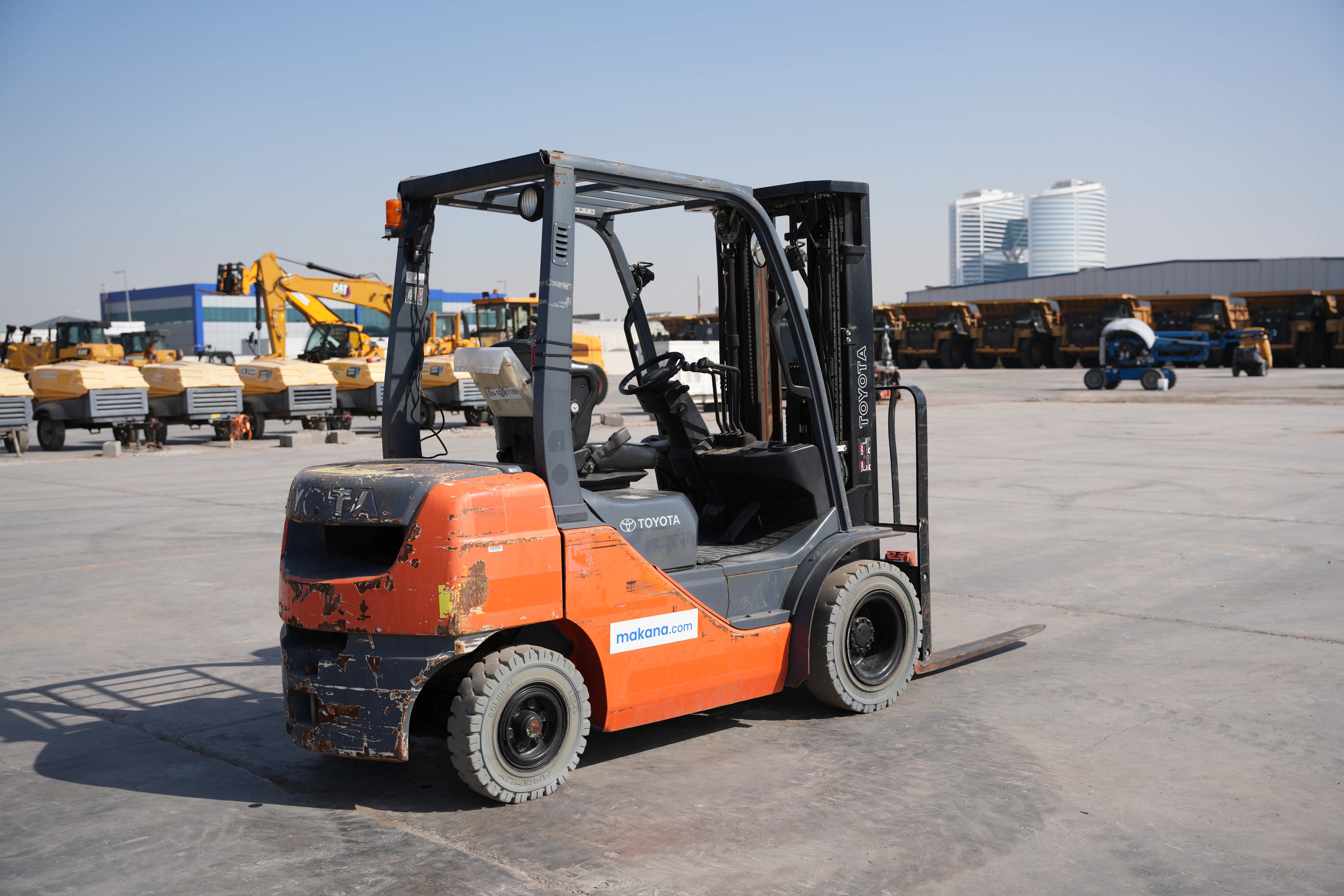 Product-Toyota 8FDU25 diesel forklift-exterior
