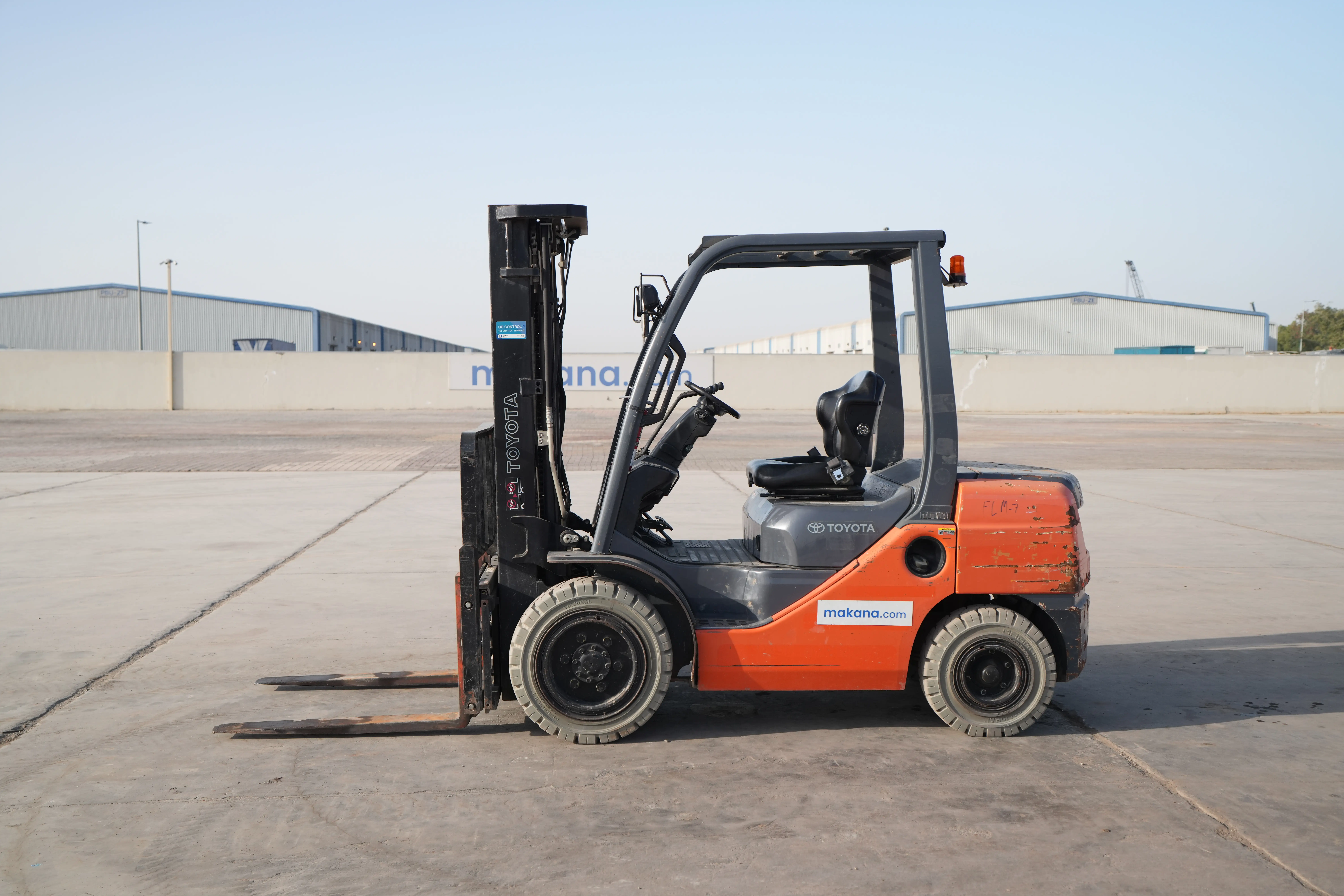 Product-Toyota 8FDU30 diesel forklift-exterior
