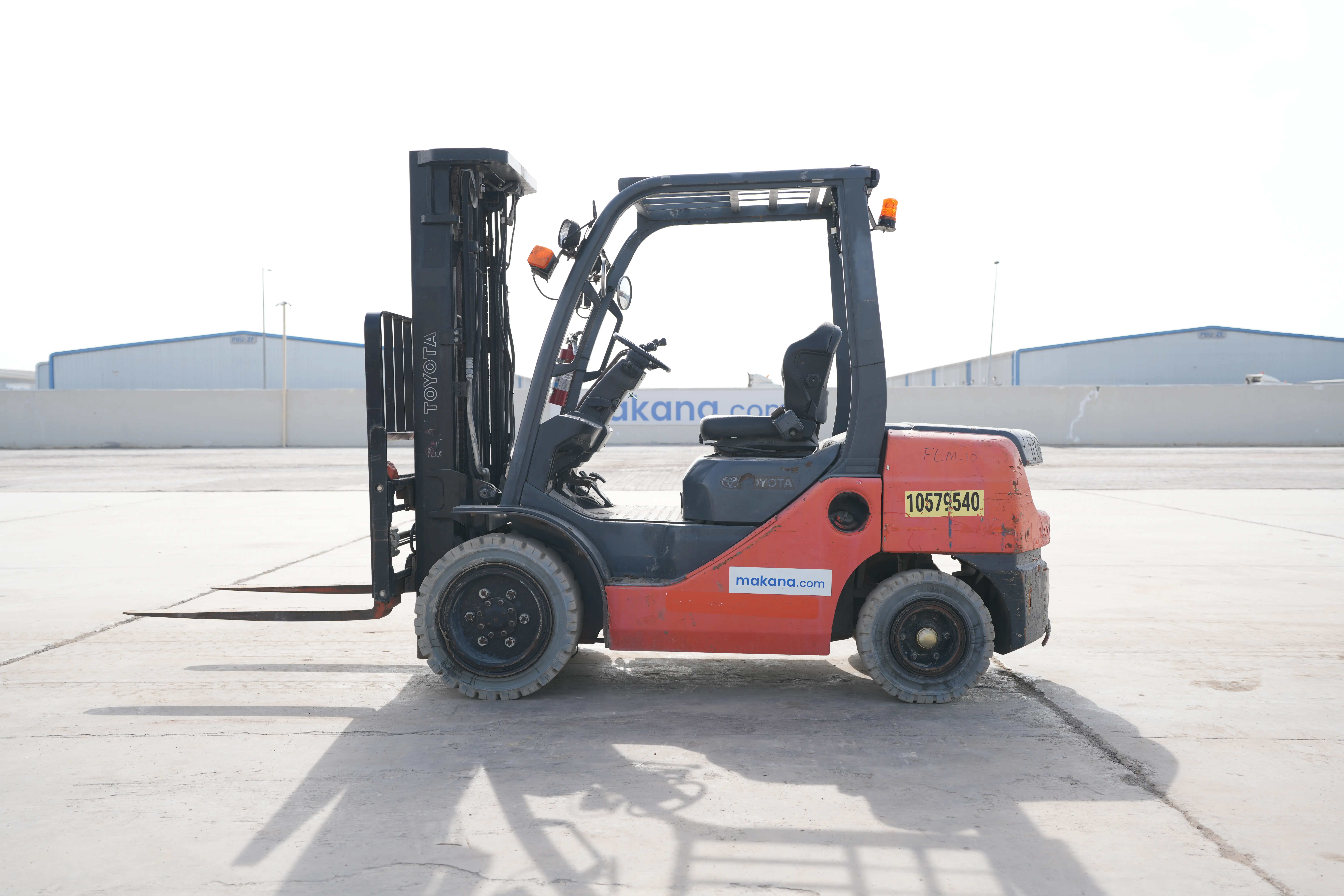 Product-Toyota 8FDU30 diesel forklift-exterior
