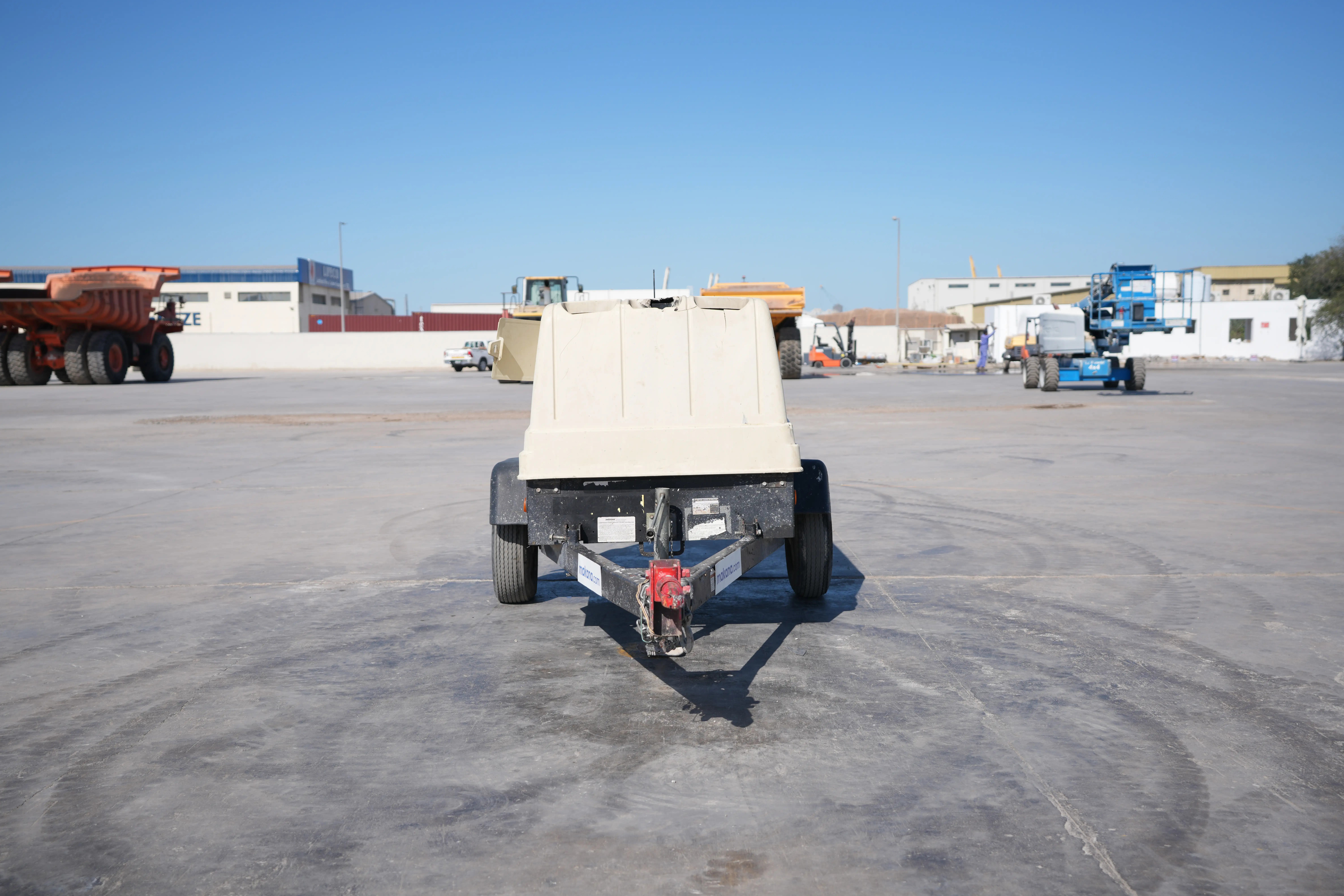 Product-IR Doosan C185 T4F air compressor-exterior