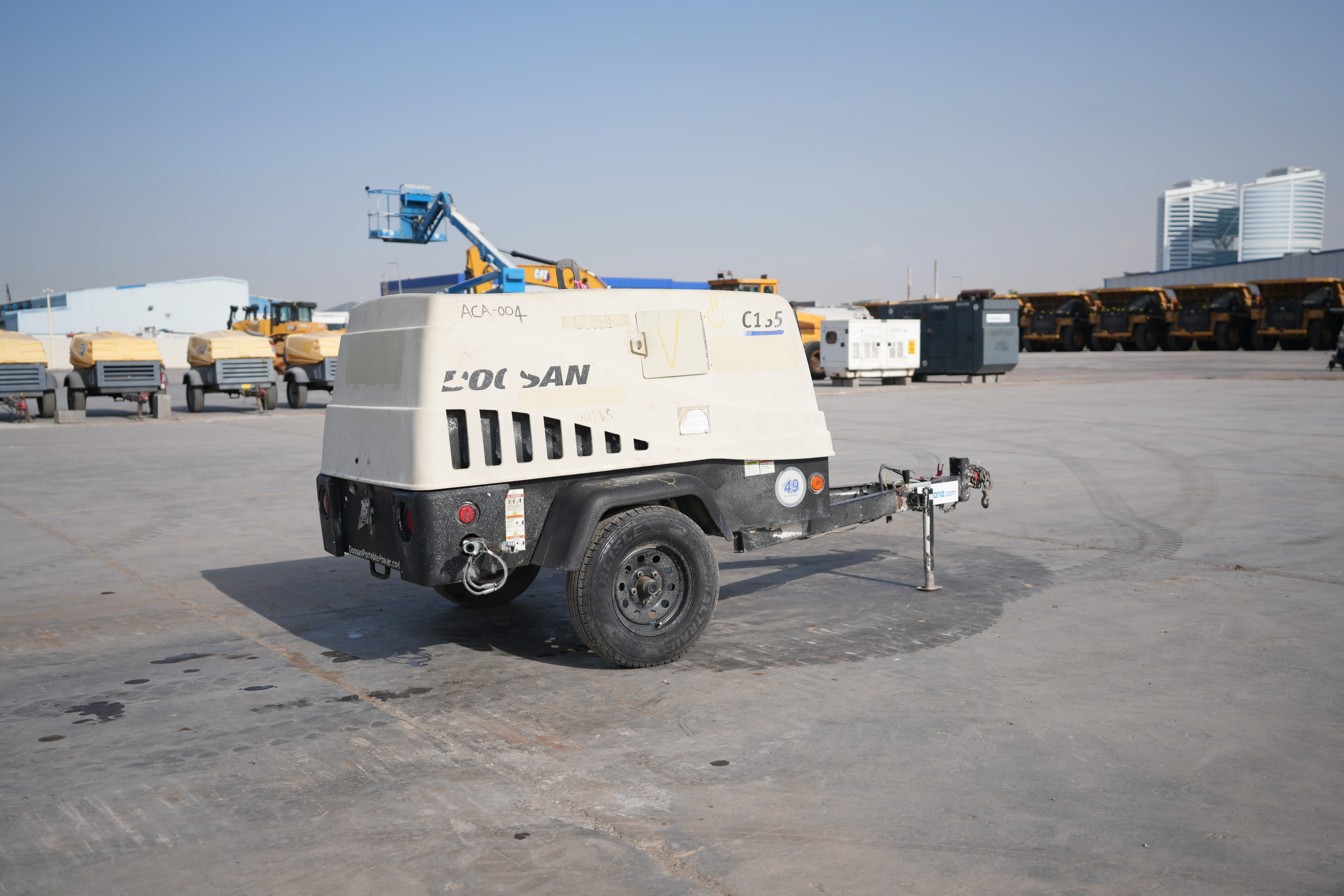 Product-IR Doosan C185 air compressor-exterior