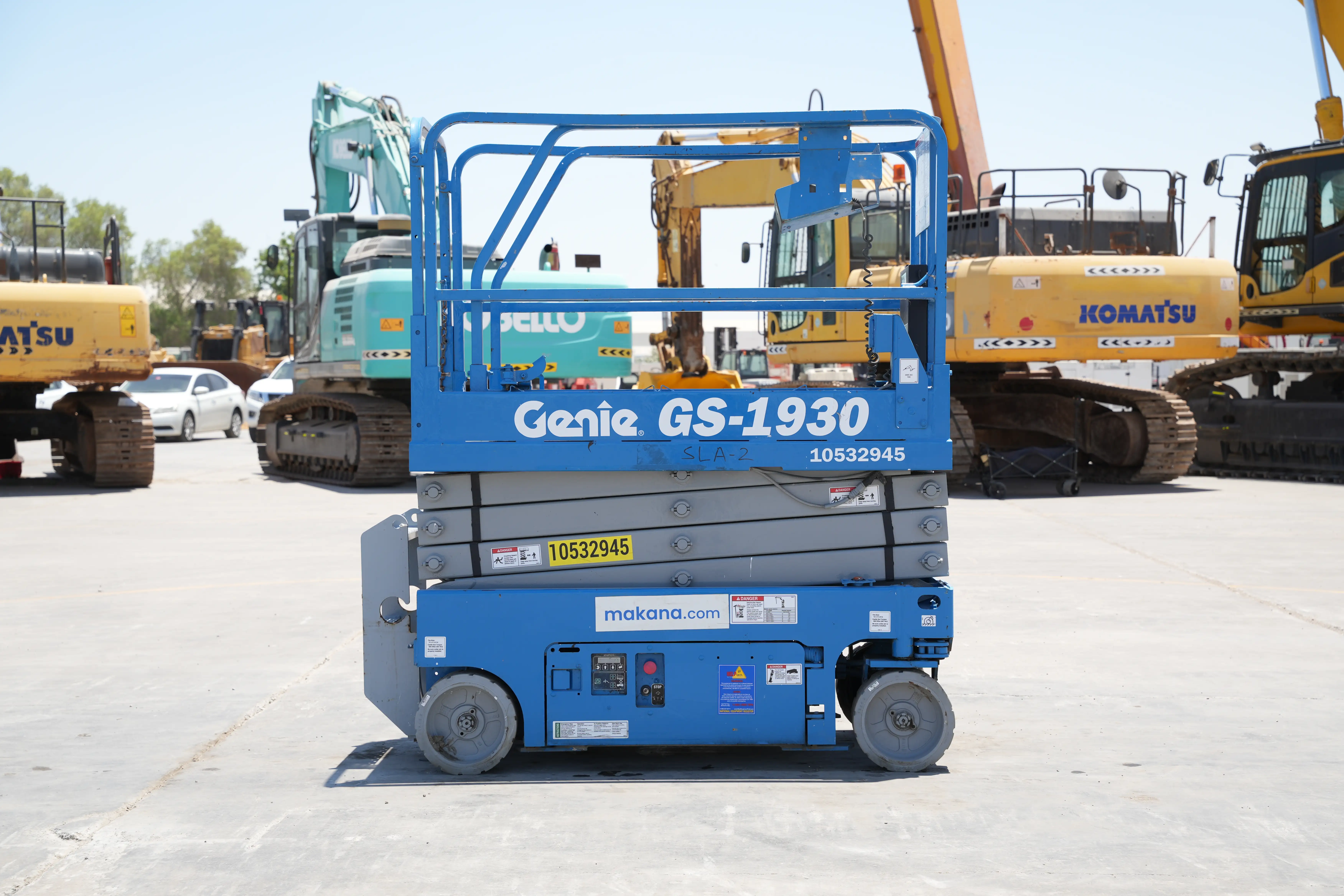 Product-Genie GS-1930 electric scissor lift-exterior
