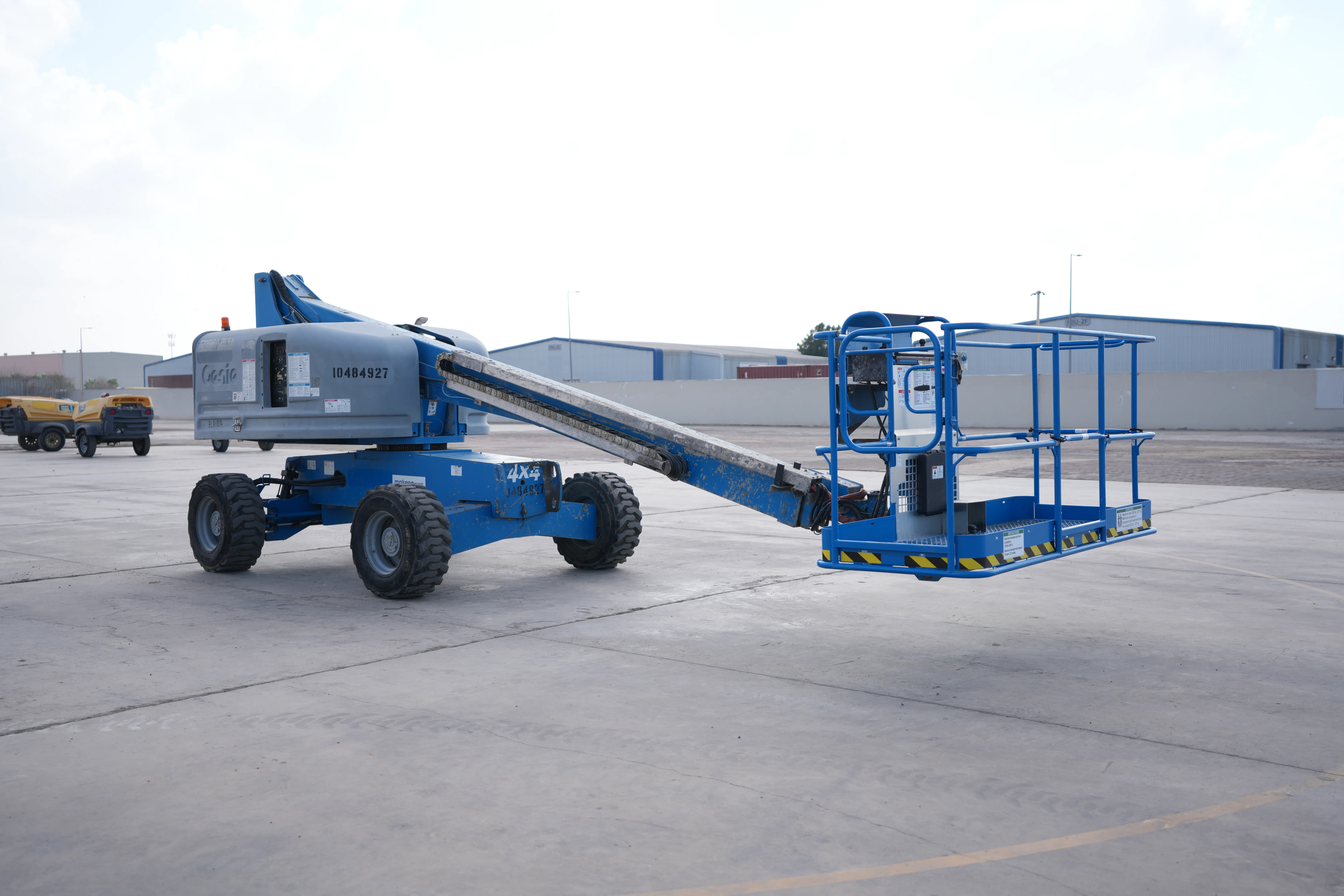 Product-Genie S-40 diesel telescopic boom lift-exterior