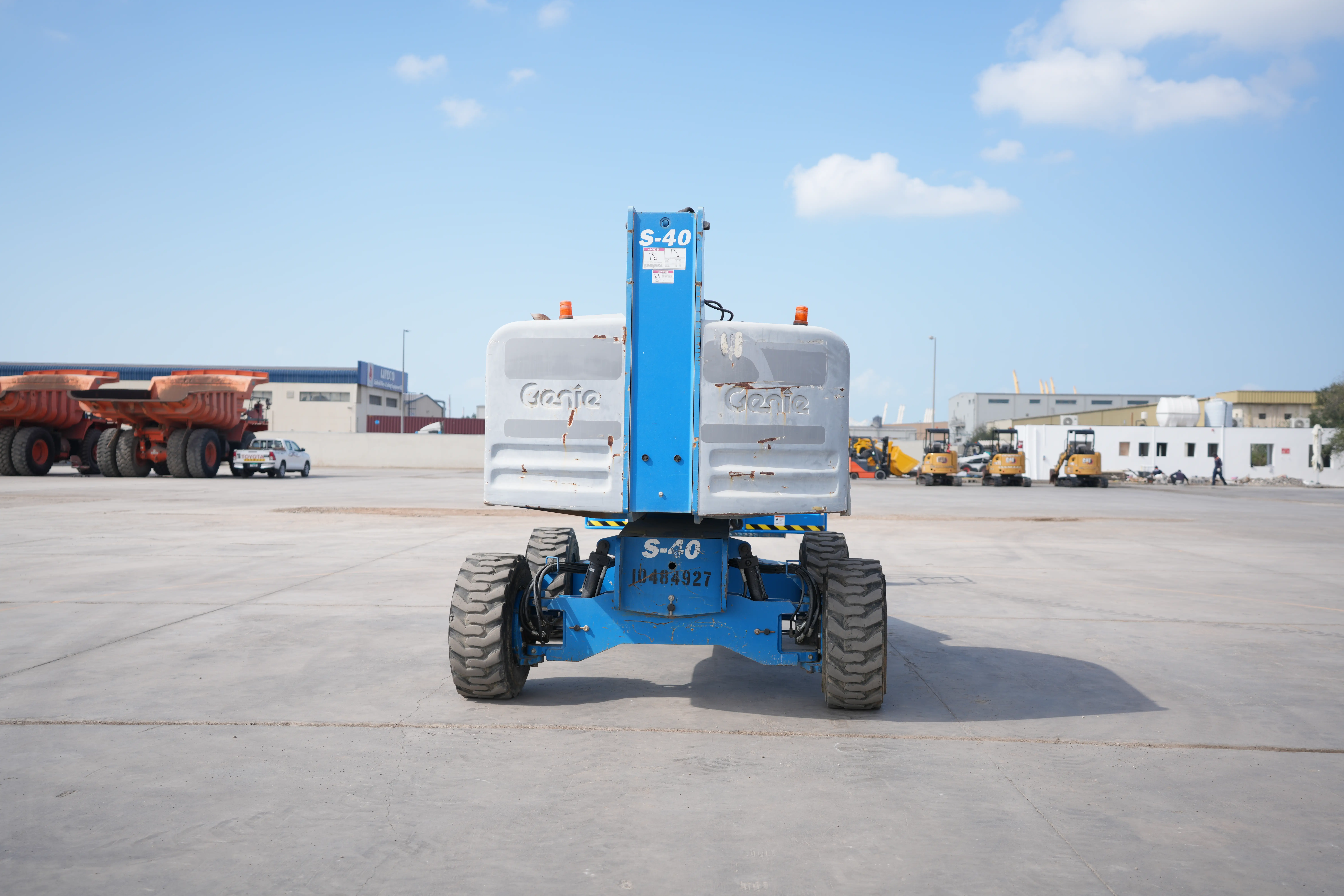 Product-Genie S-40 diesel telescopic boom lift-exterior
