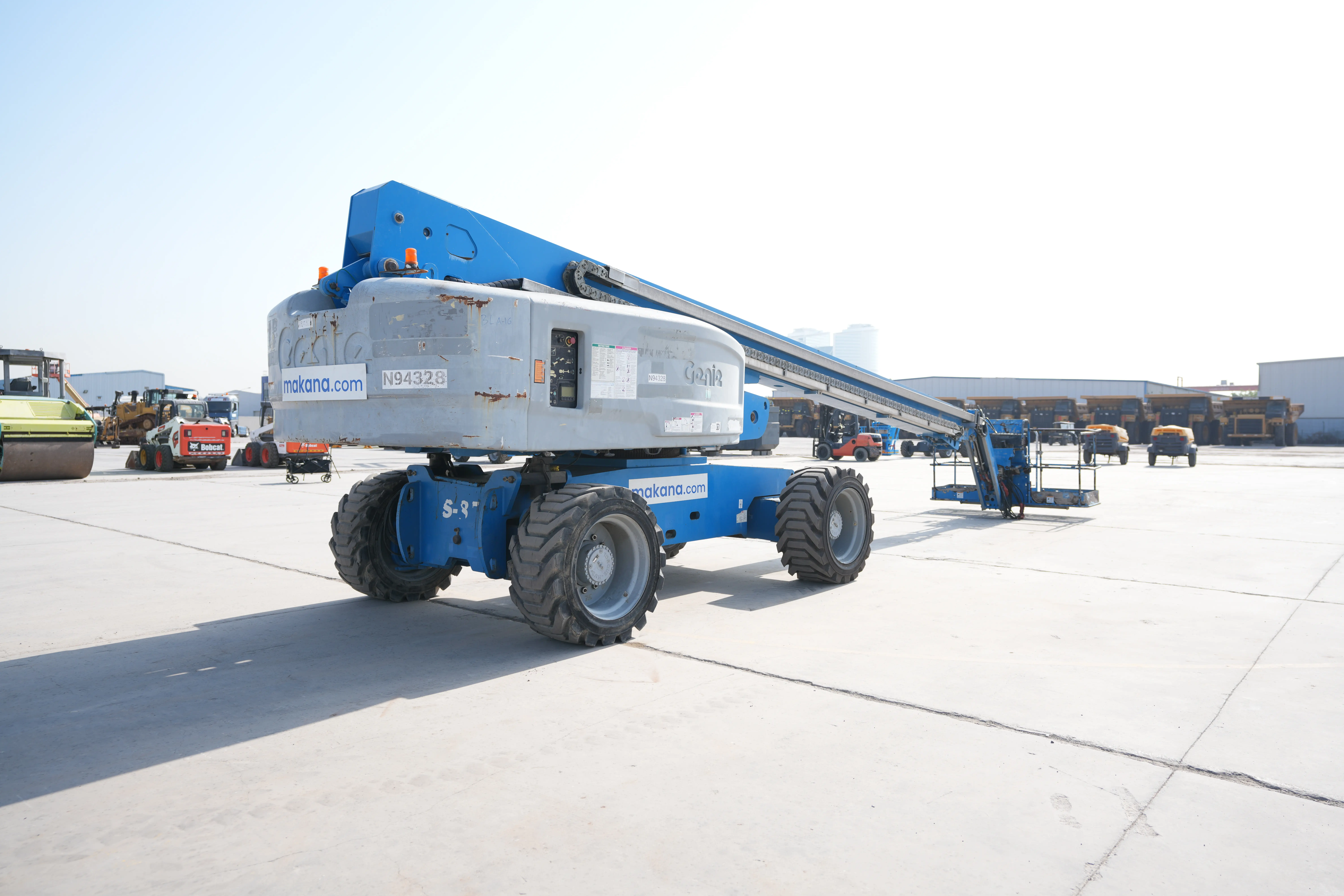 Product-Genie S-85 4WD diesel telescopic boom lift-exterior