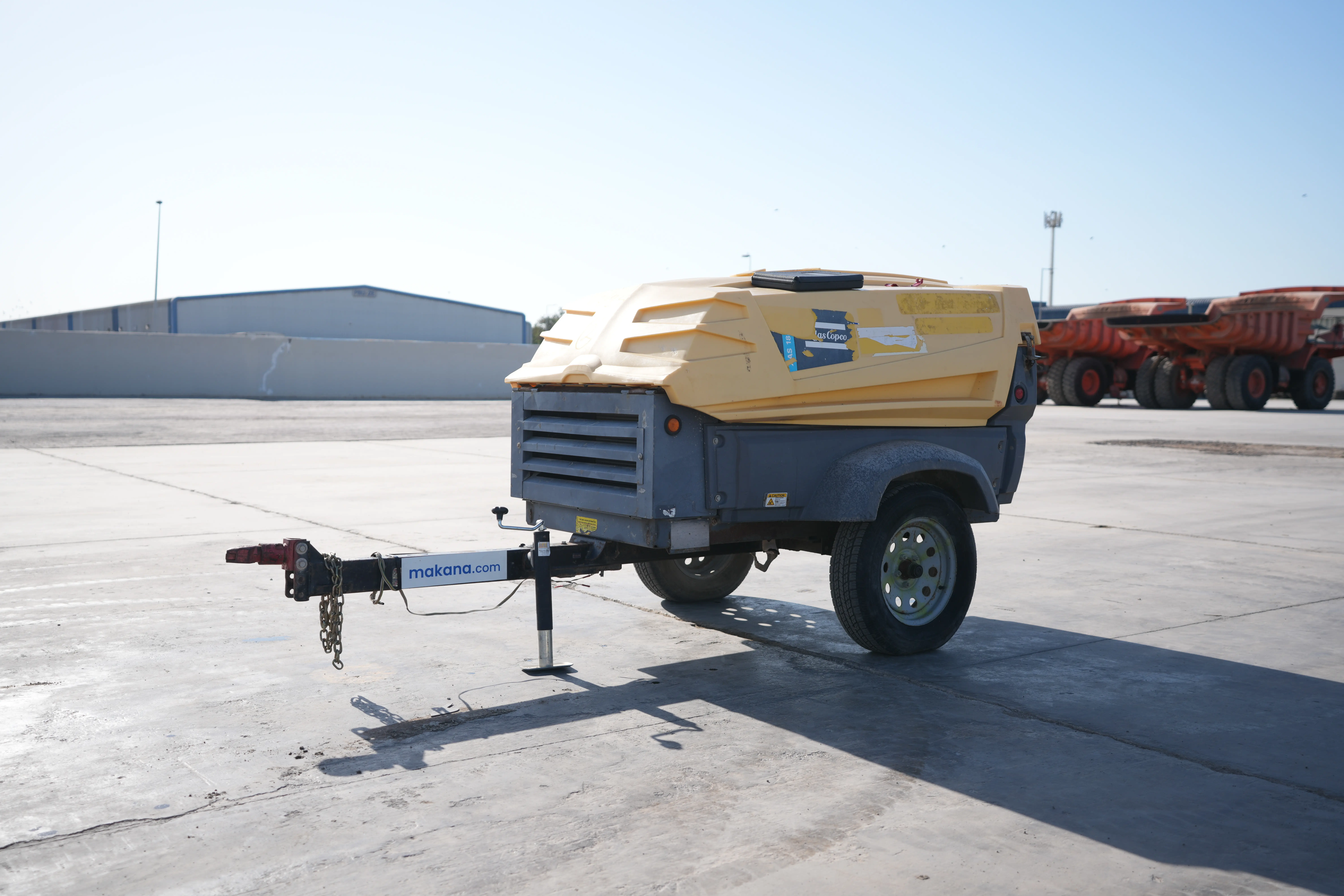 Product-Atlas Copco XAS 185 T4F air compressor-exterior