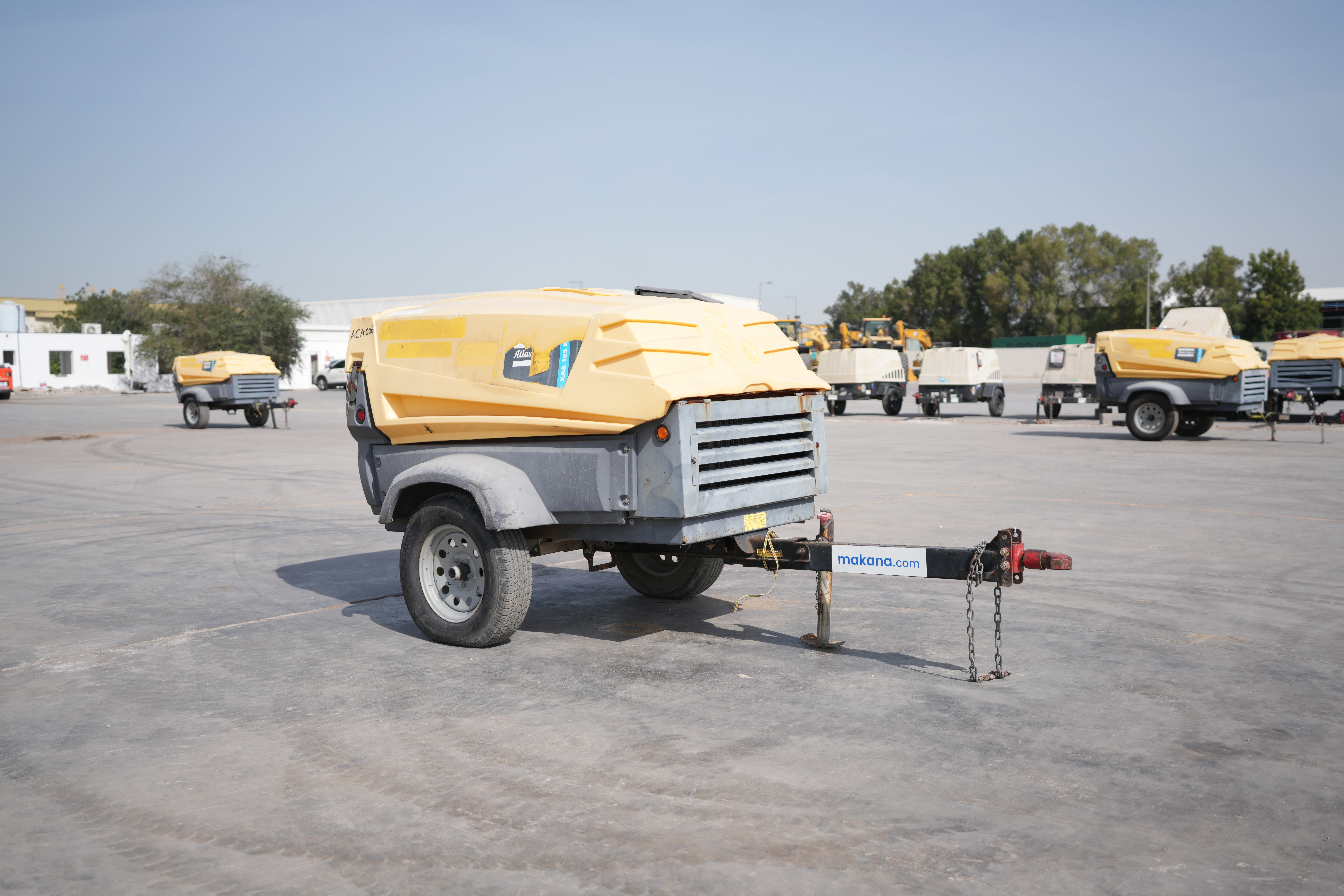 Product-Atlas Copco XAS 185 T4F air compressor-exterior