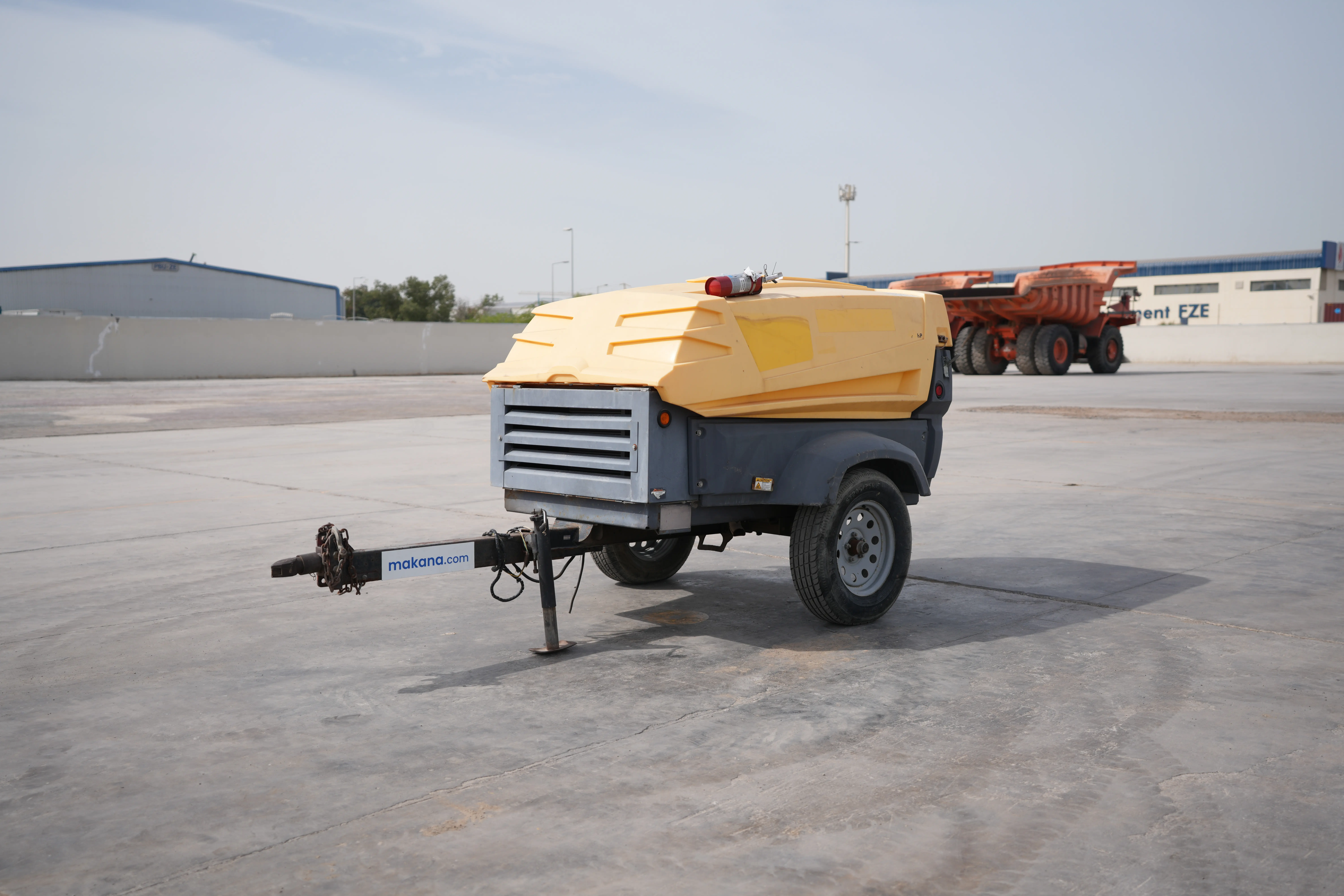Product-Atlas Copco XAS 185 air compressor-exterior