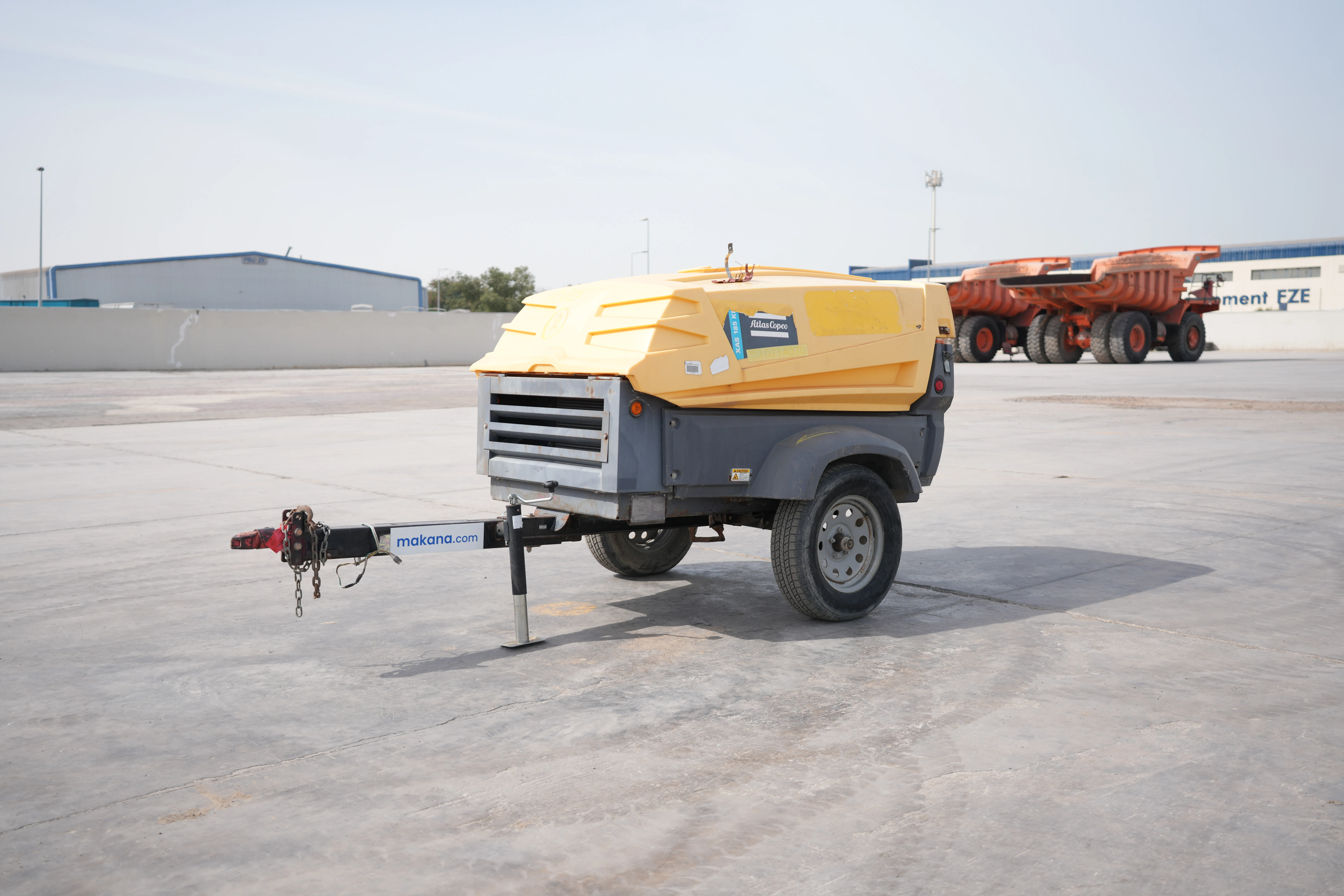 Product-Atlas Copco XAS 185 air compressor-exterior