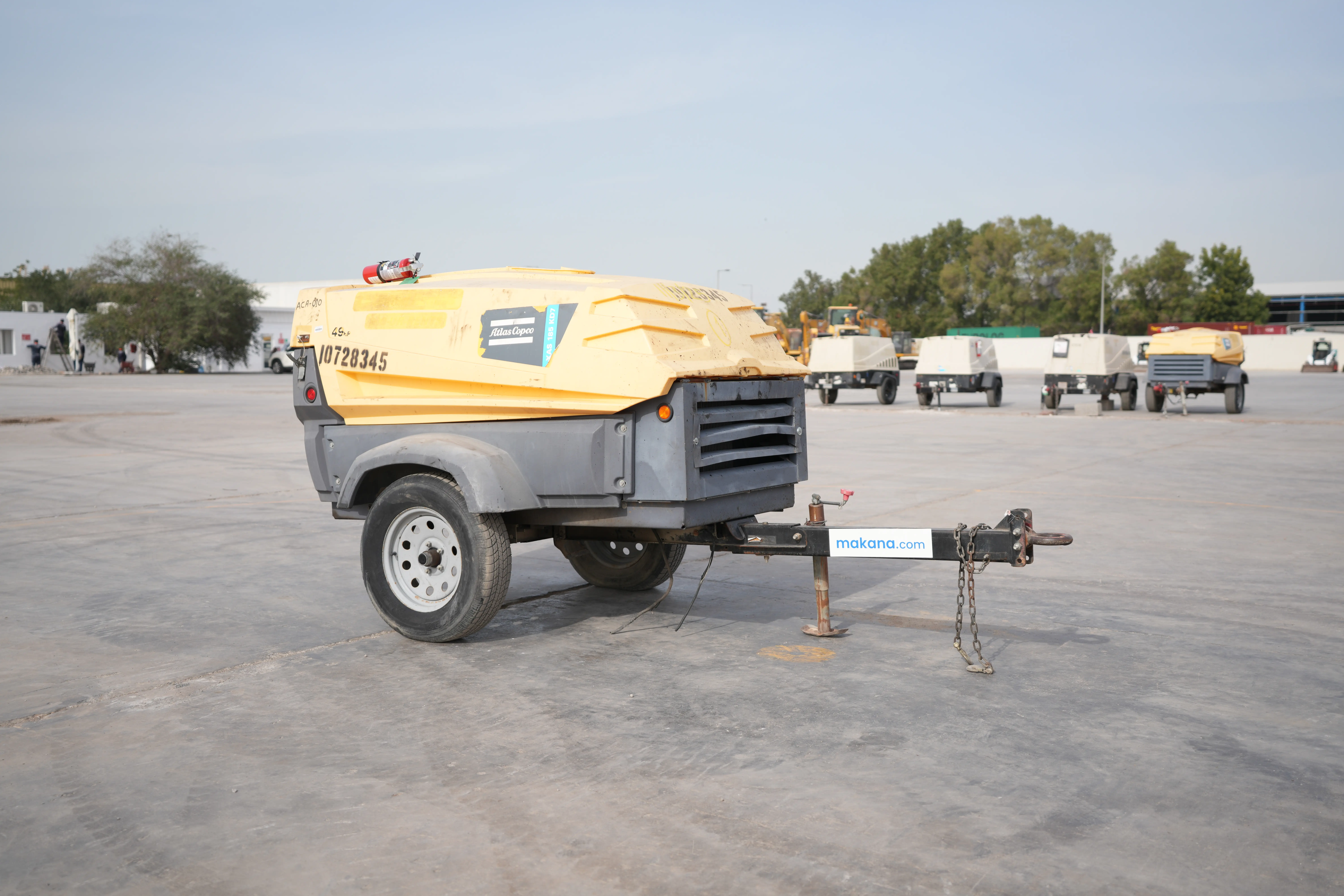 Product-Atlas Copco XAS 185 air compressor-exterior