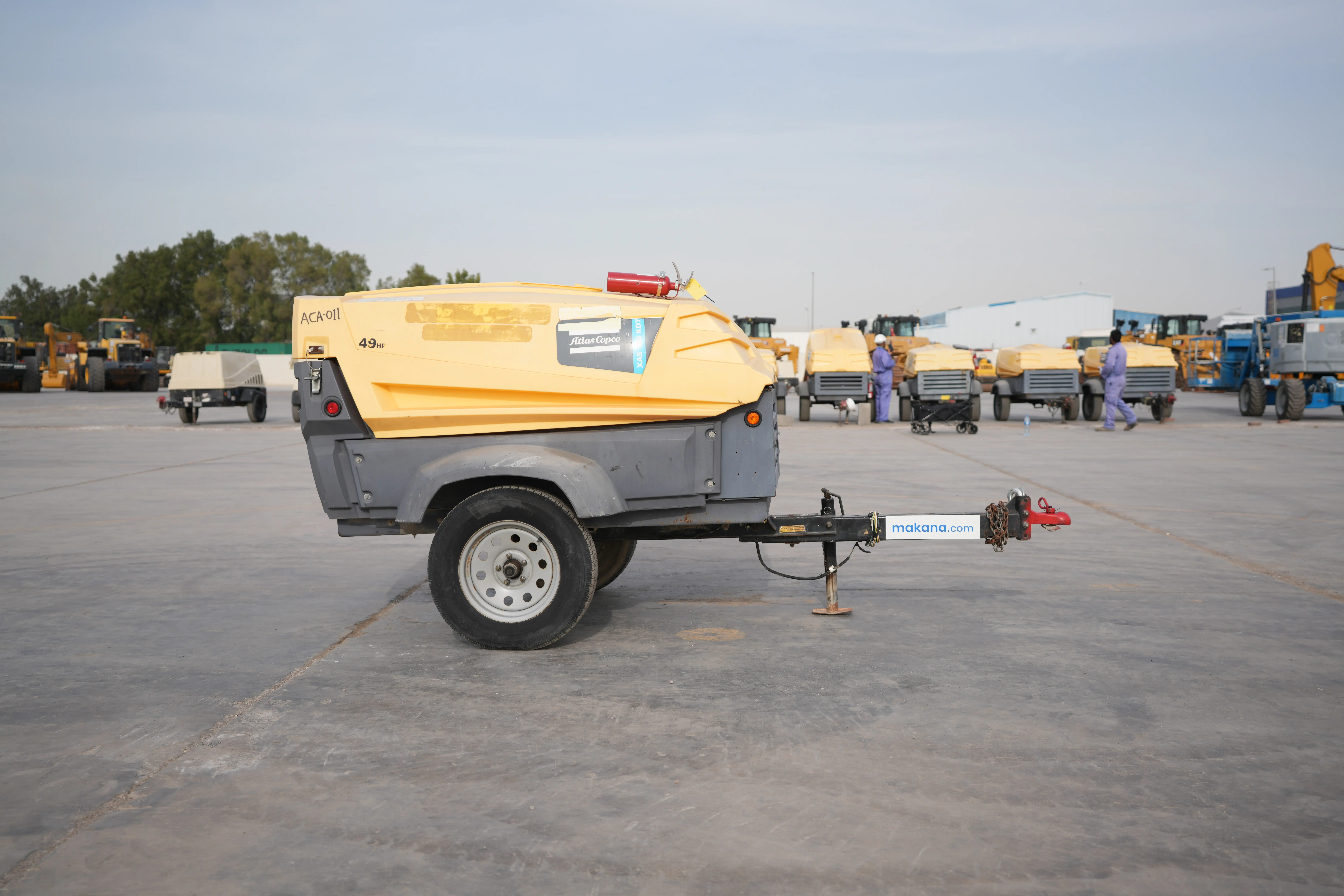 Product-Atlas Copco XAS 185 air compressor-exterior