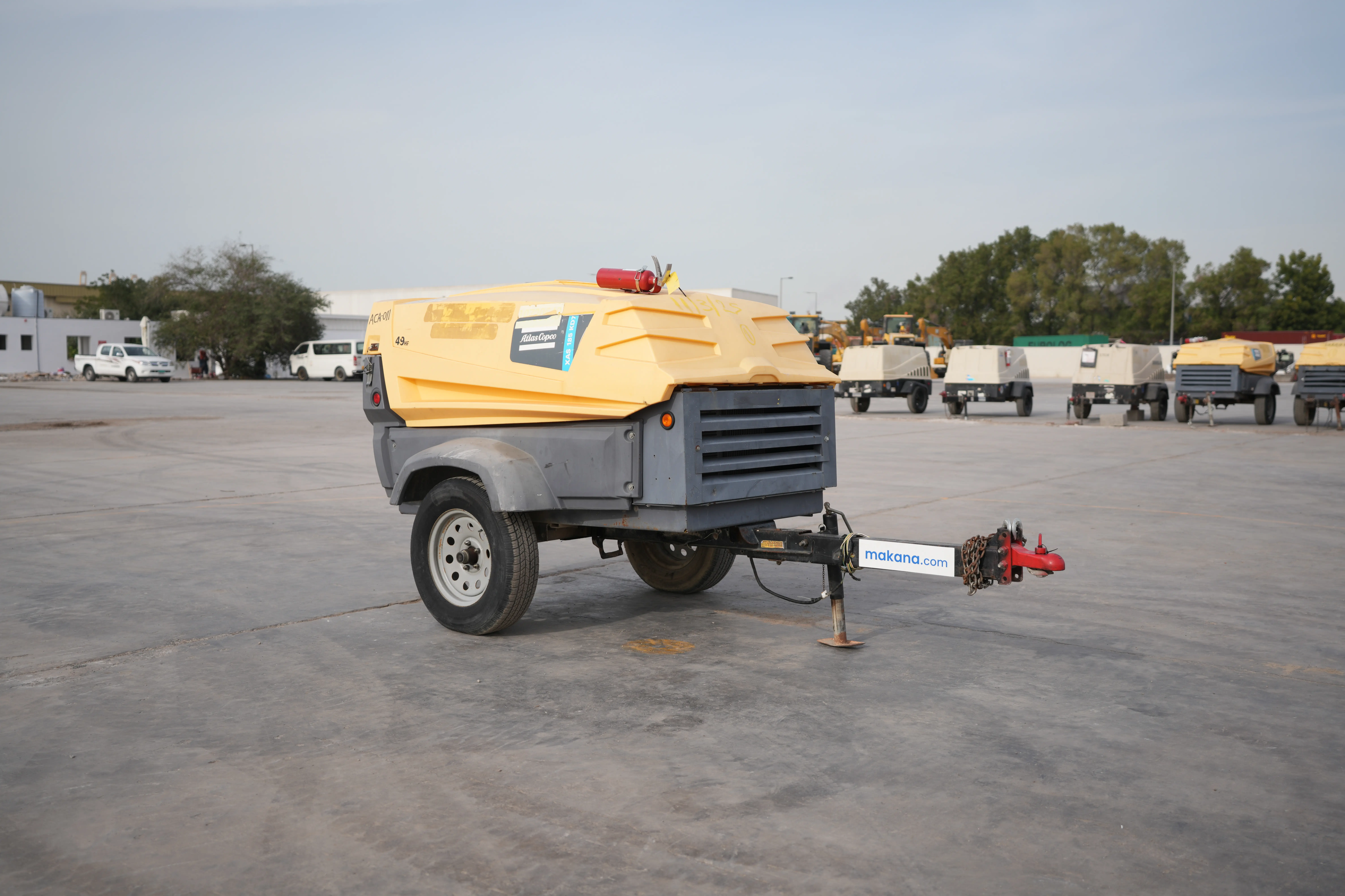 Product-Atlas Copco XAS 185 air compressor-exterior