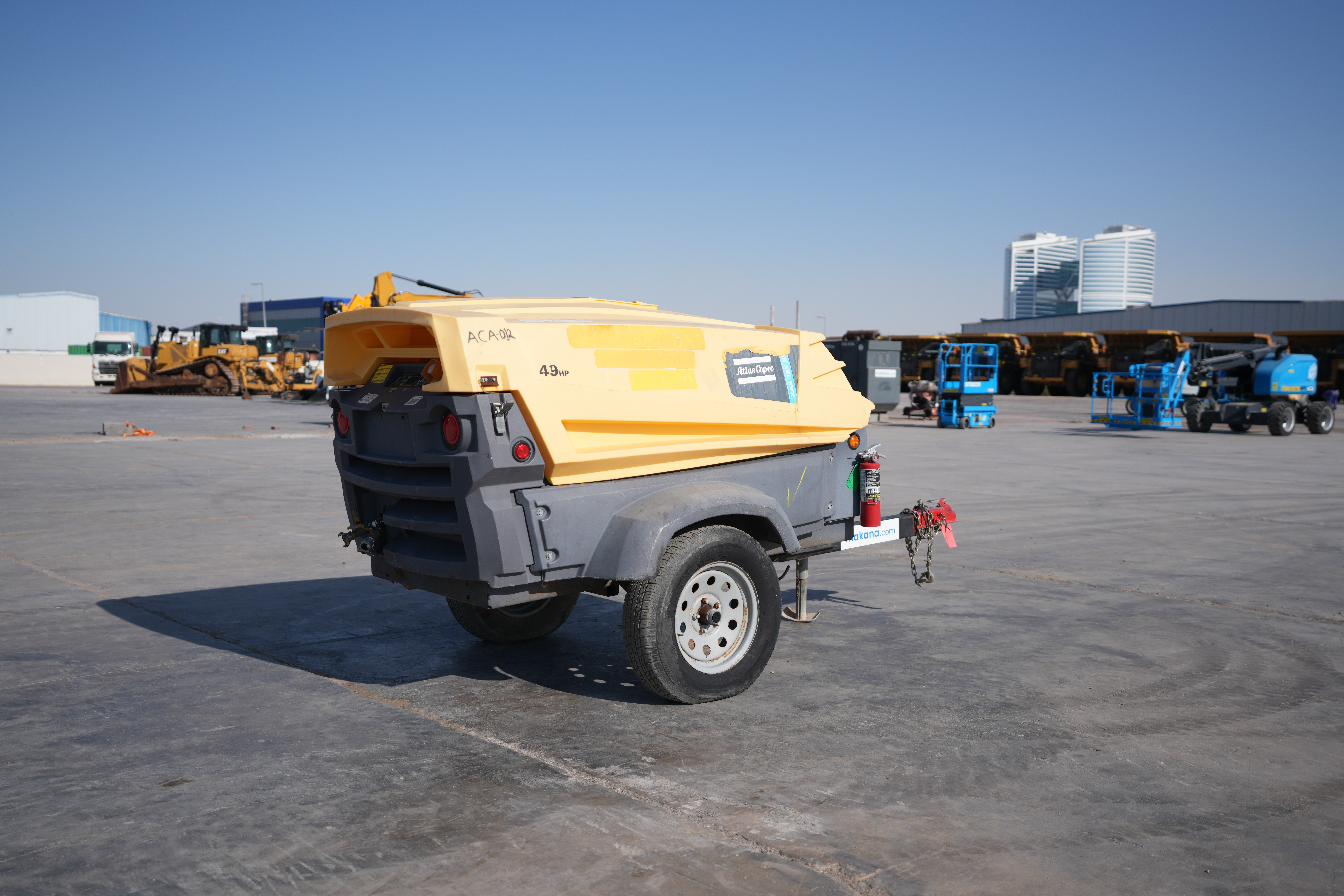 Product-Atlas Copco XAS 185 T4F air compressor-exterior