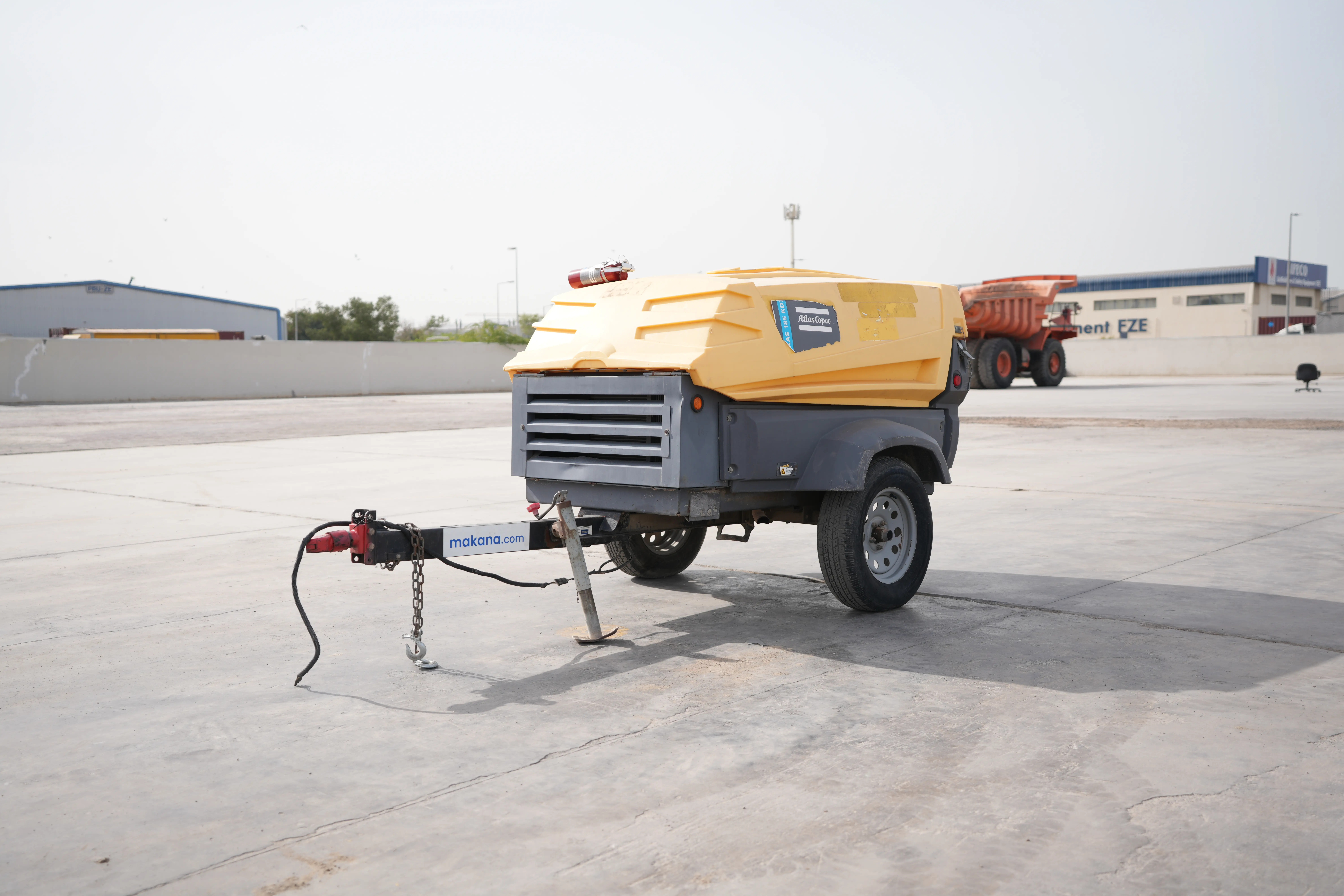 Product-Atlas Copco XAS 185 air compressor-exterior