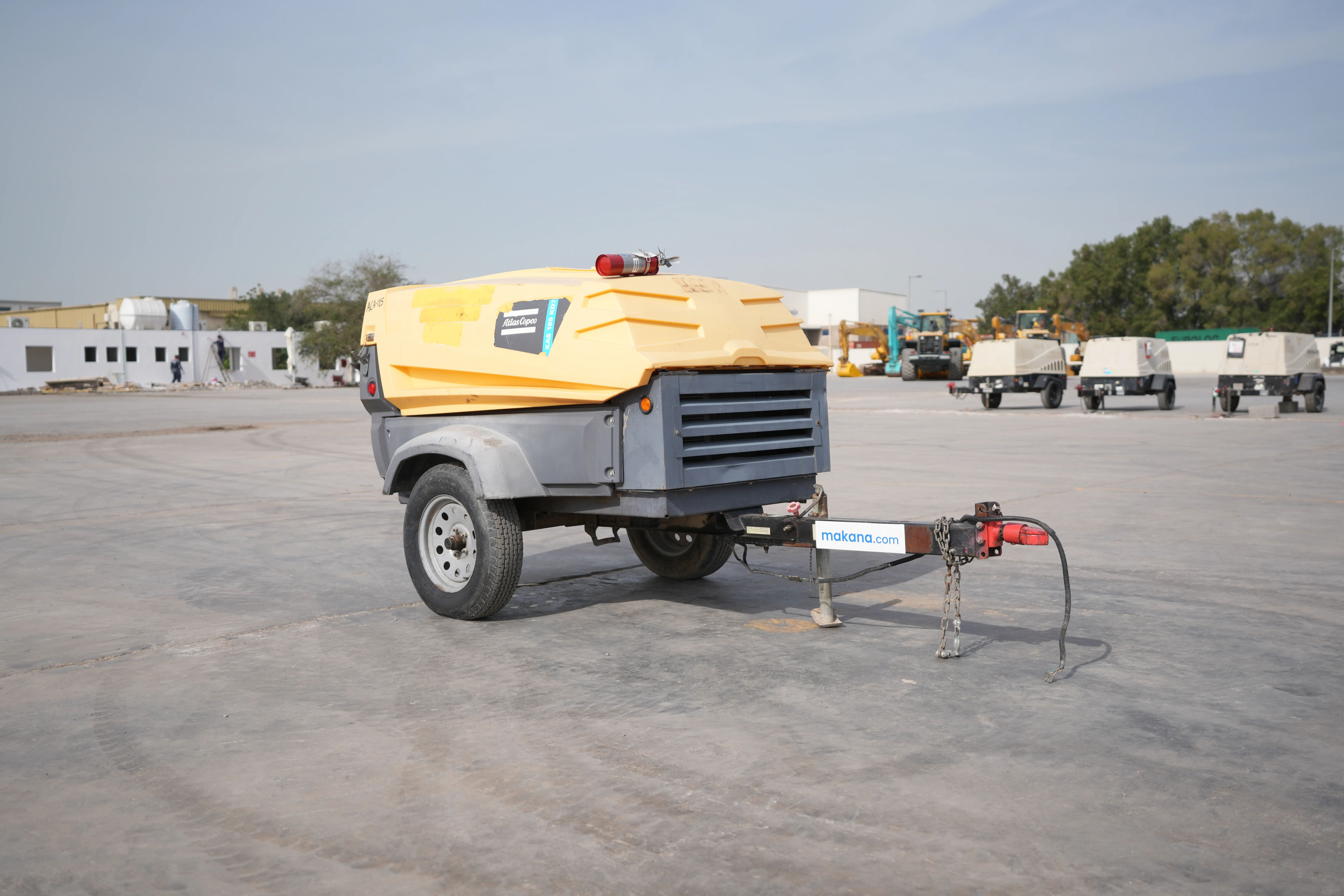Product-Atlas Copco XAS 185 air compressor-exterior