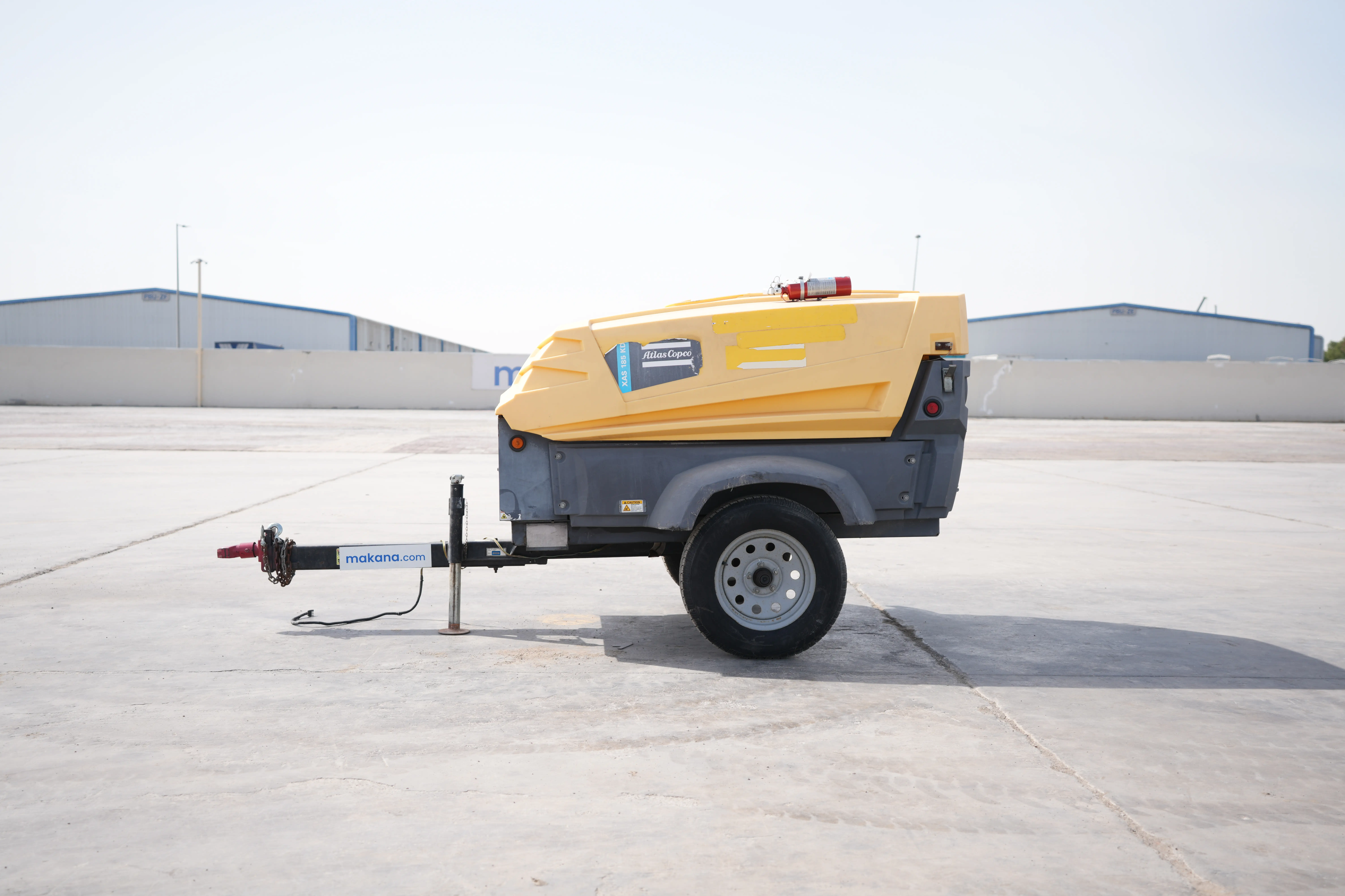 Product-Atlas Copco XAS 185 air compressor-exterior
