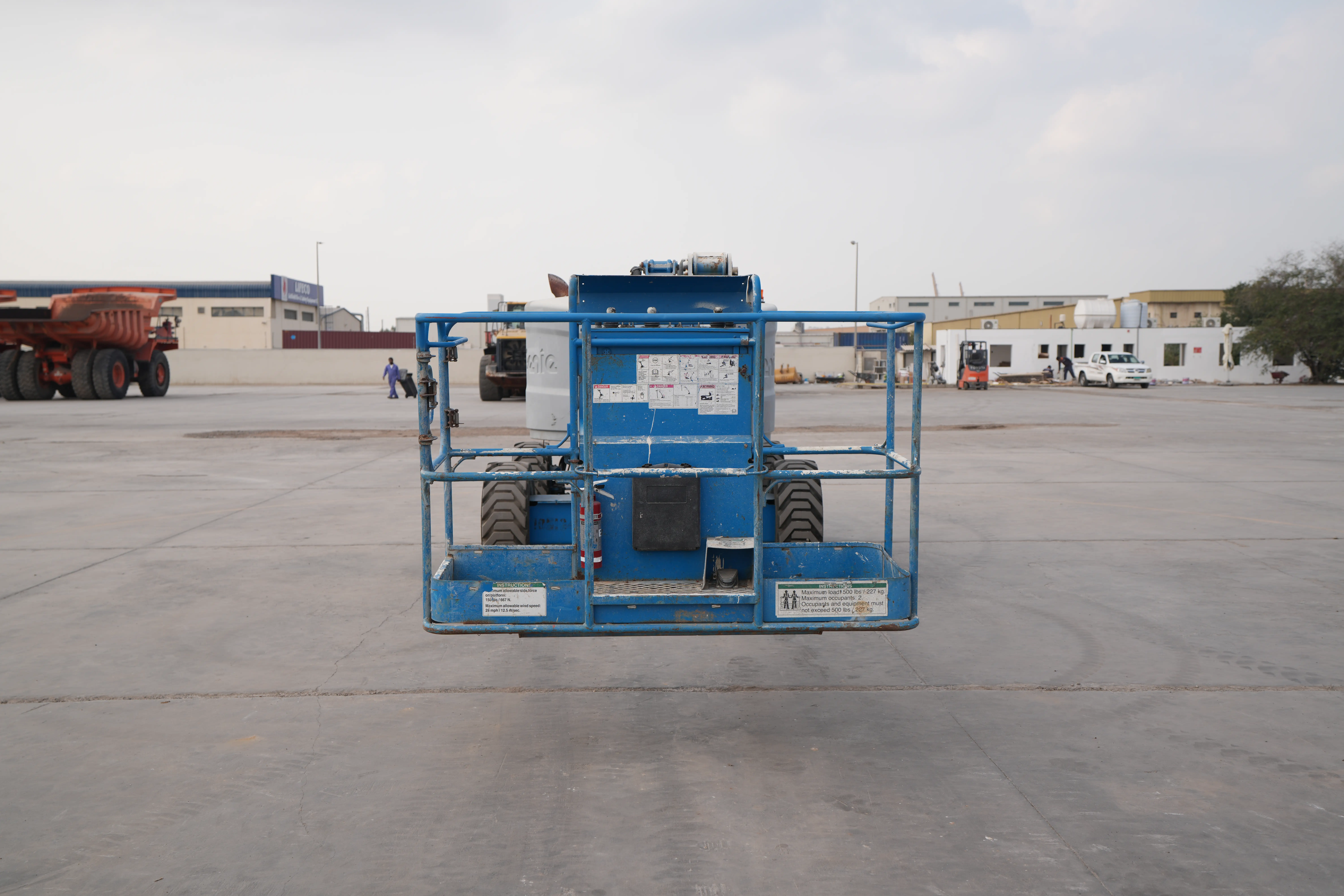 Product-Genie Z-45/25J RT diesel articulated boom lift-exterior