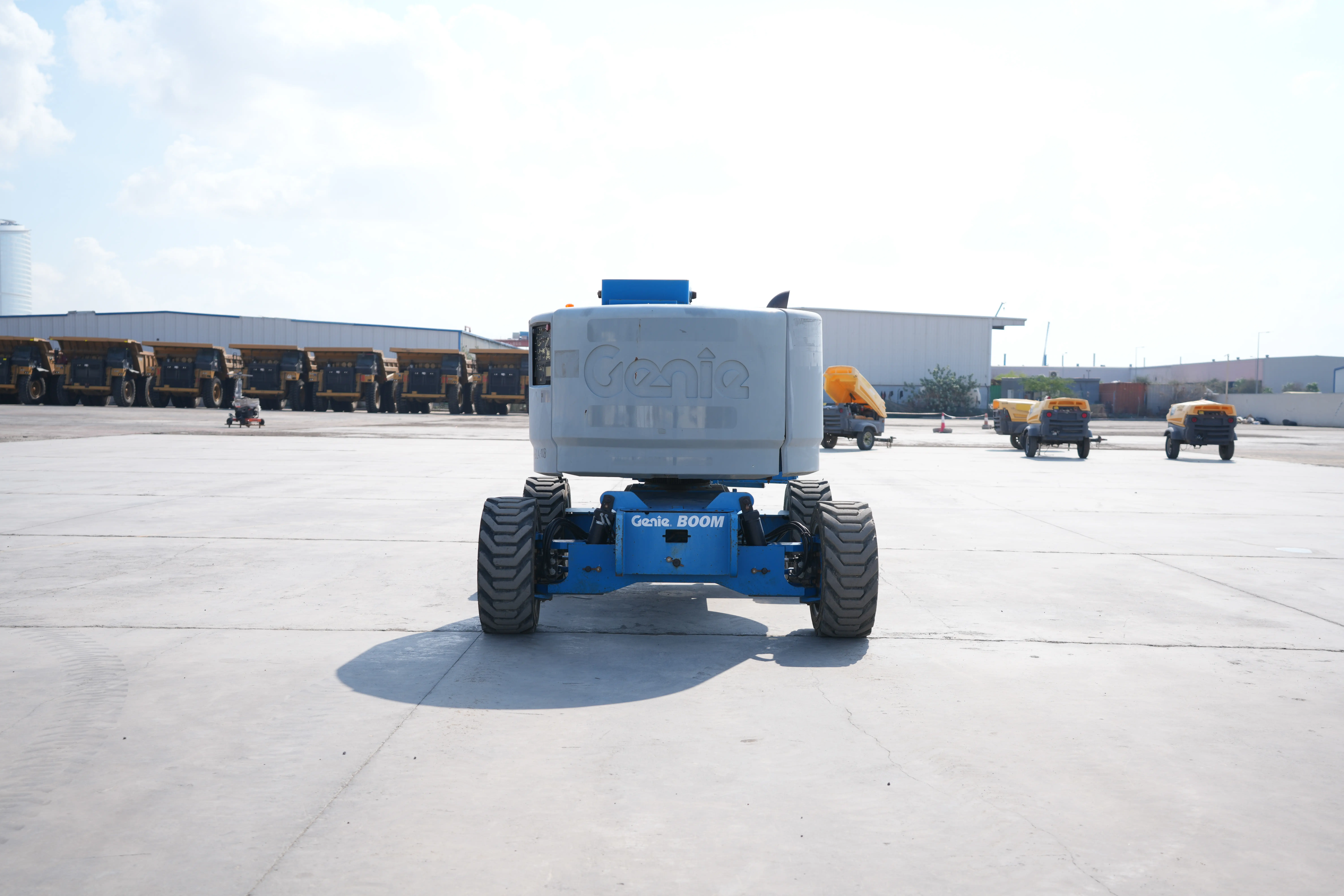 Product-Genie Z-45/25J RT diesel articulated boom lift-exterior
