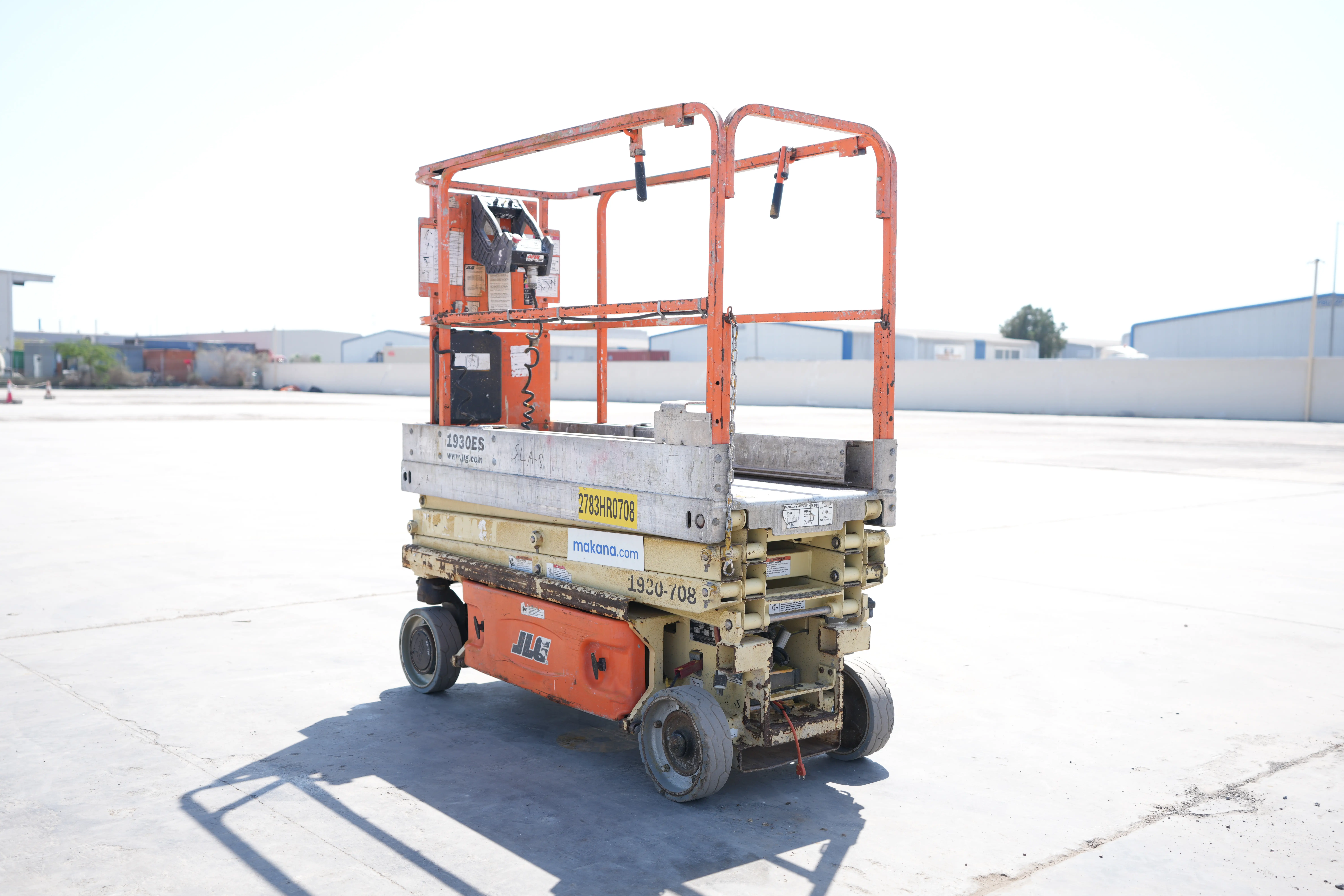 Product-JLG 1930ES electric scissor lift-exterior