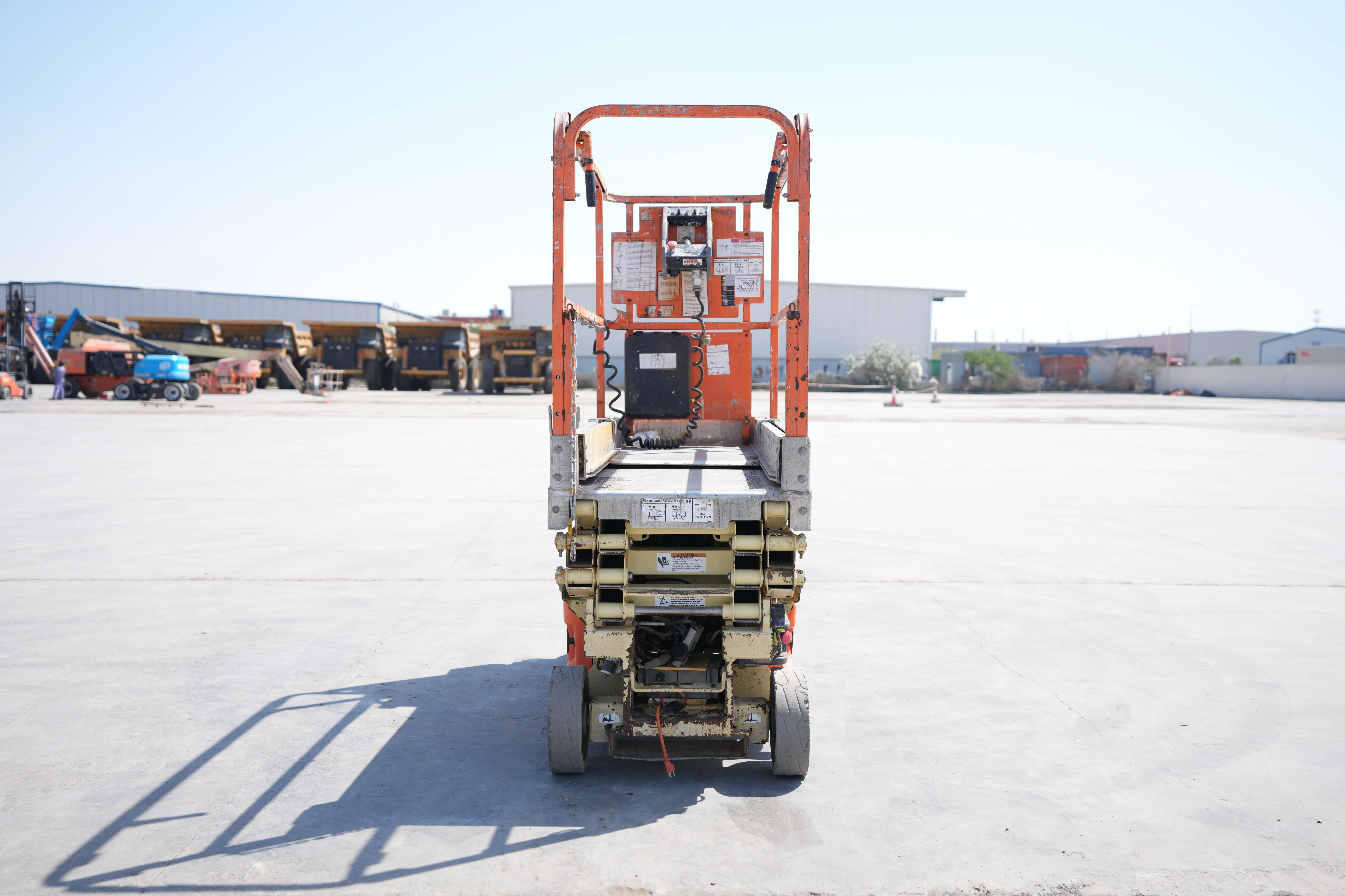 Product-JLG 1930ES electric scissor lift-exterior