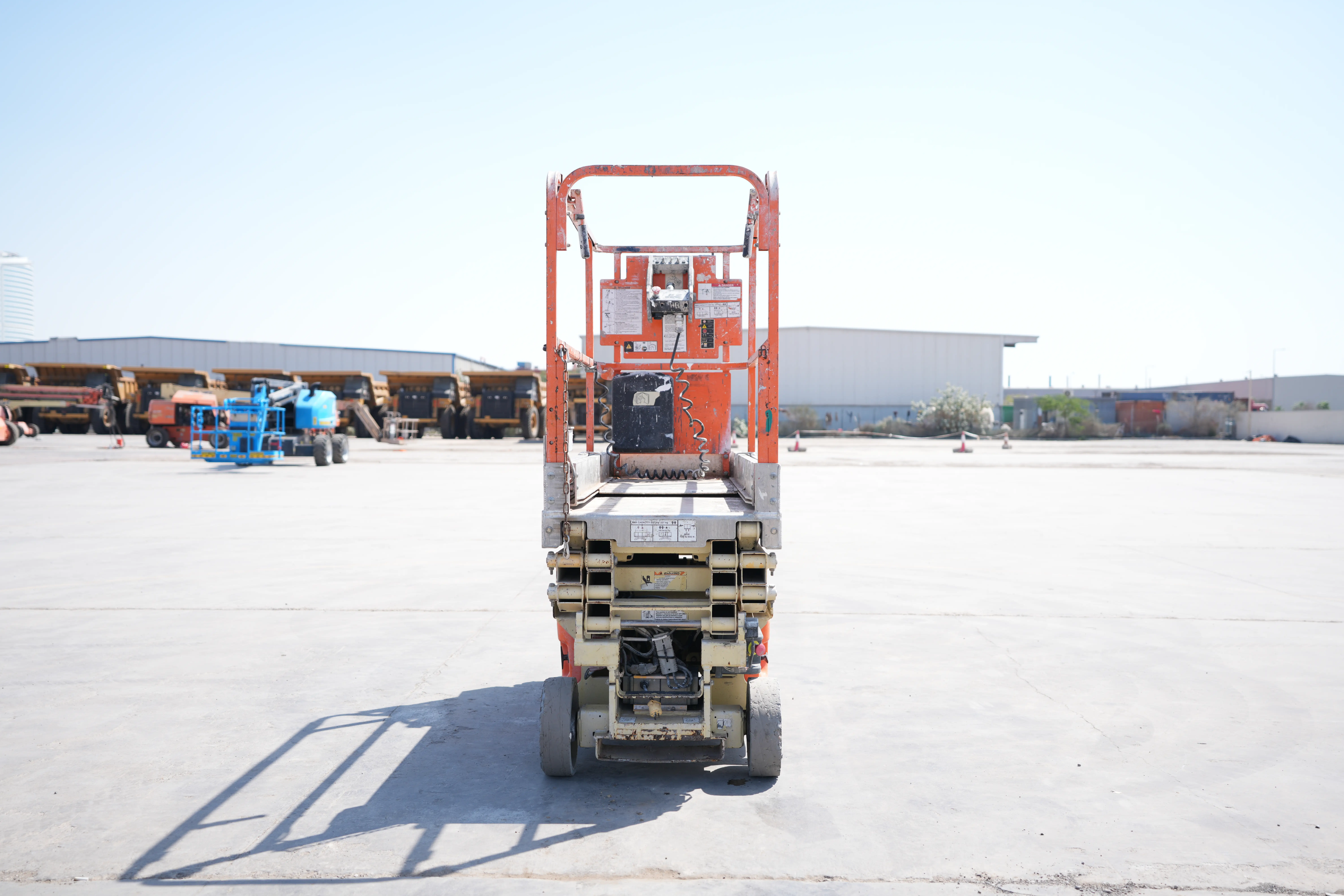 Product-JLG 1930ES electric scissor lift-exterior