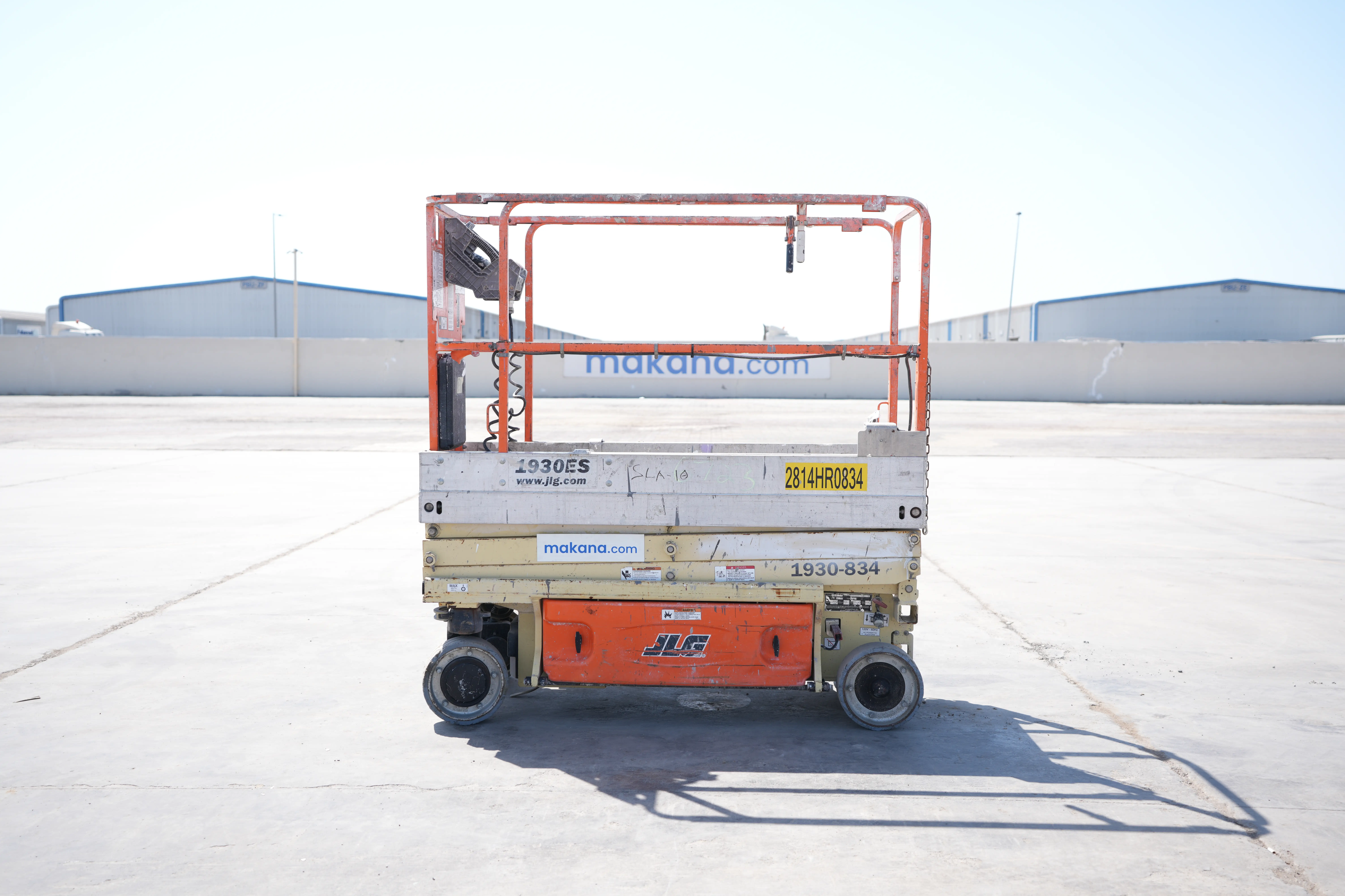 Product-JLG 1930ES electric scissor lift-exterior