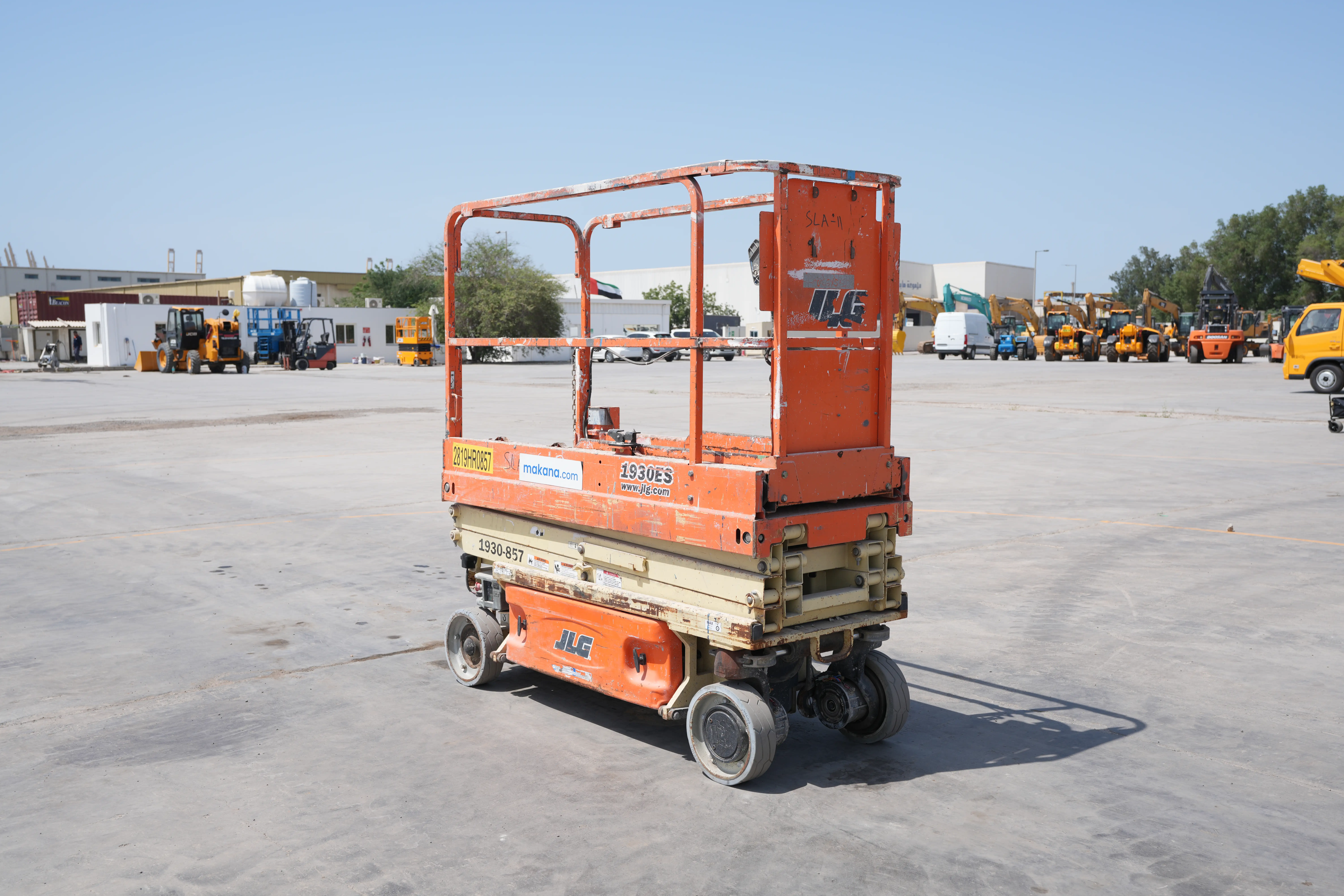 Product-JLG 1930ES electric scissor lift-exterior