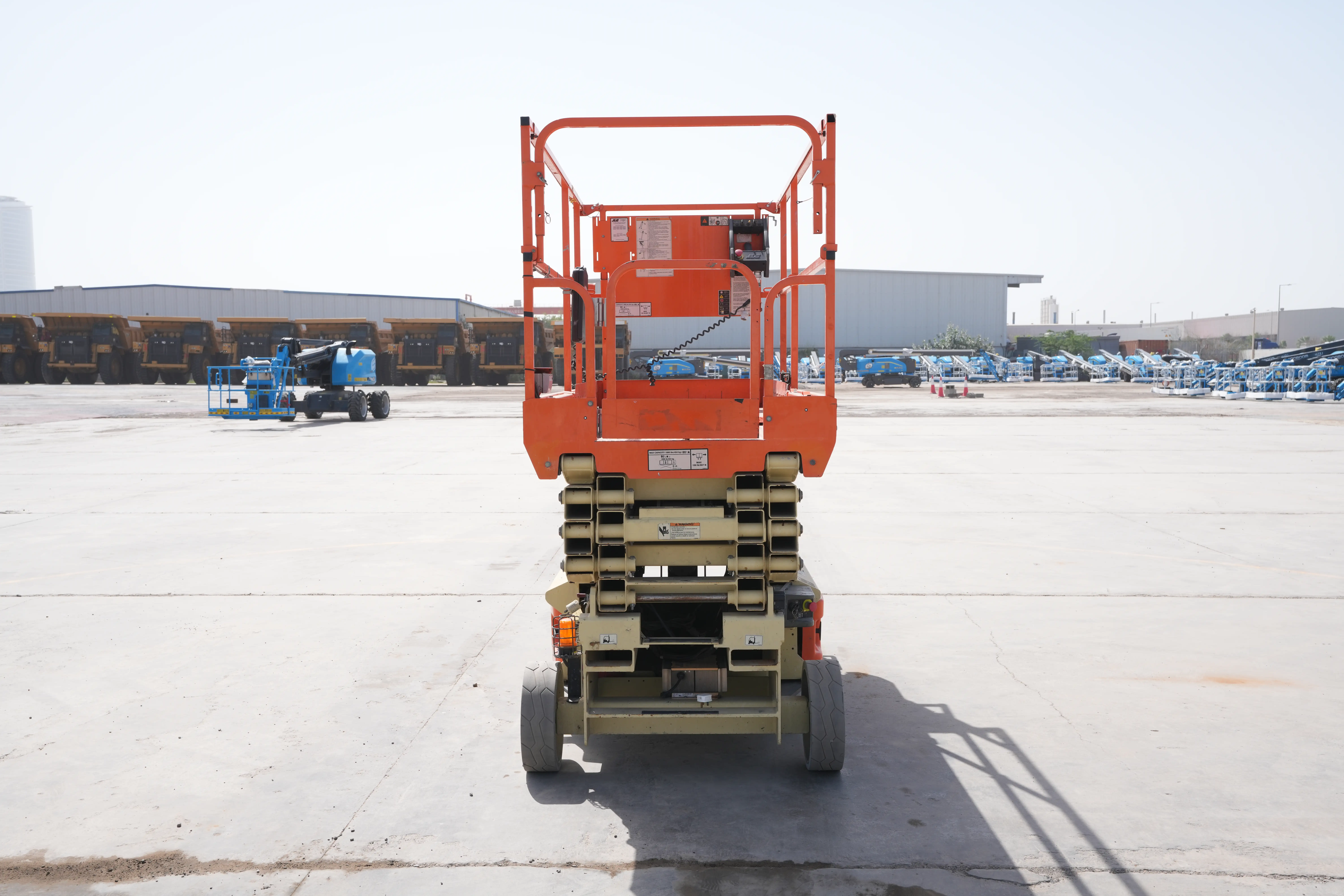 Product-JLG 2646ES electric scissor lift-exterior