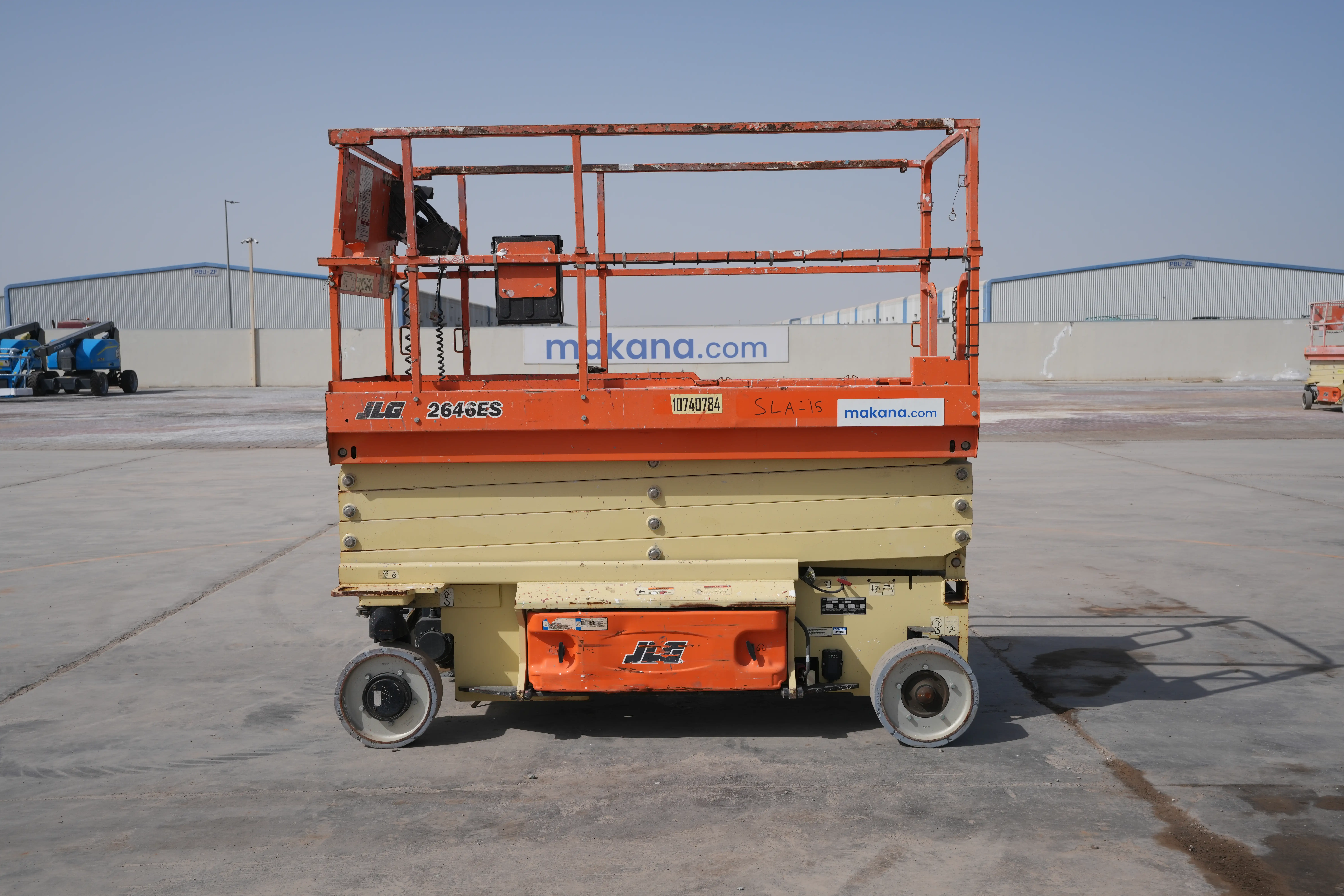 Product-JLG 2646ES electric scissor lift-exterior
