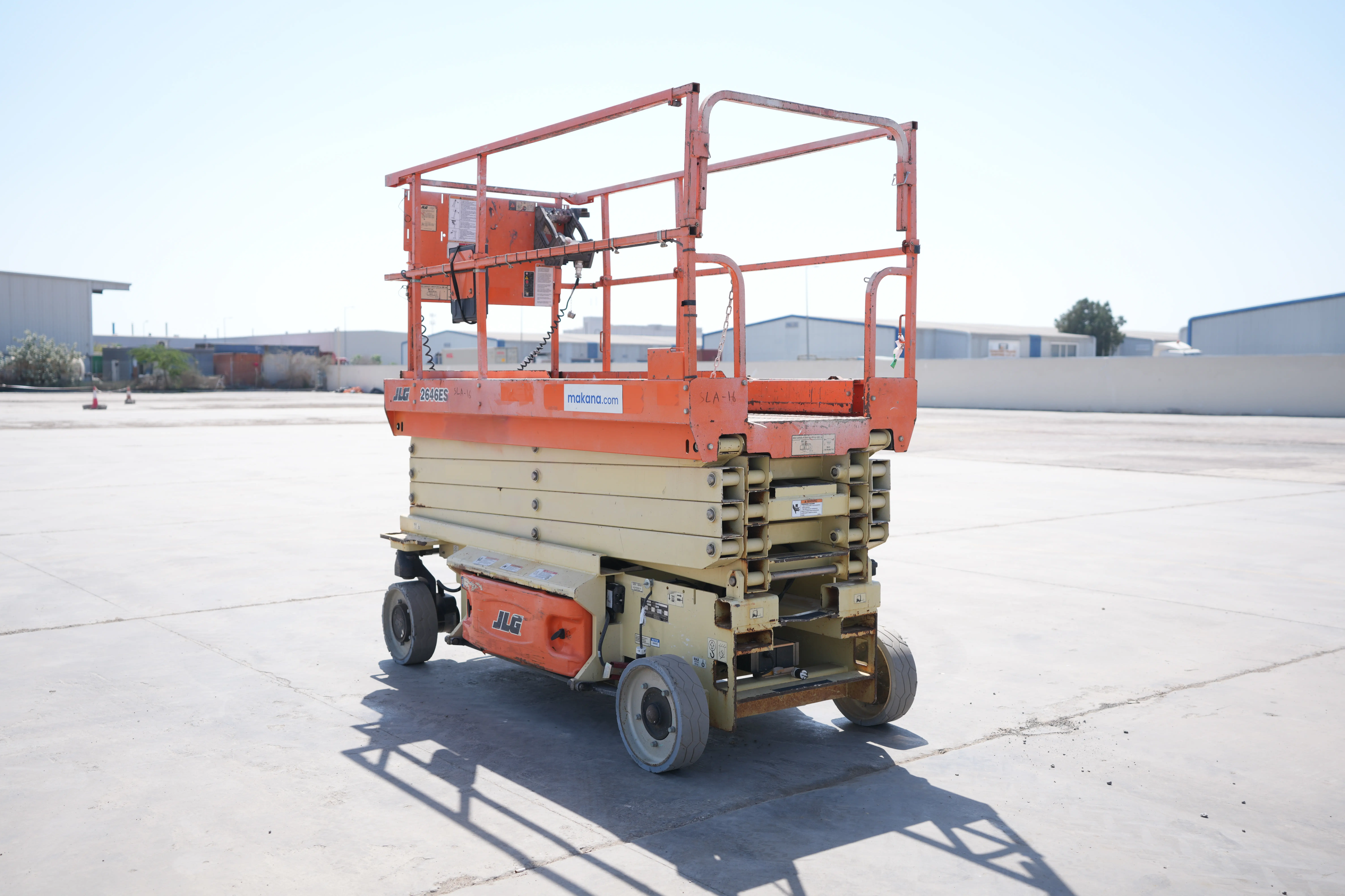 Product-JLG 2646ES electric scissor lift-exterior