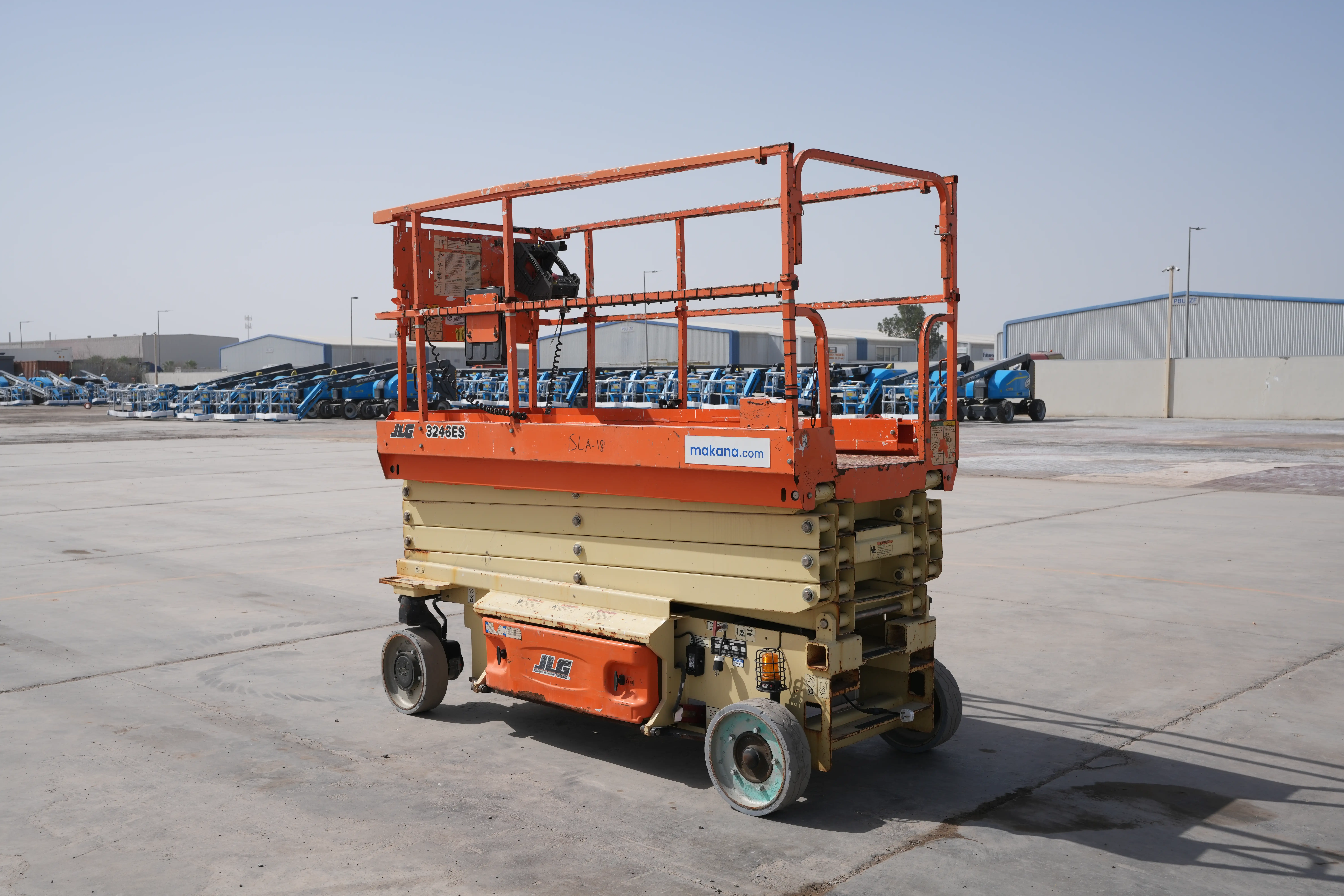 Product-JLG 3246ES electric scissor lift-exterior