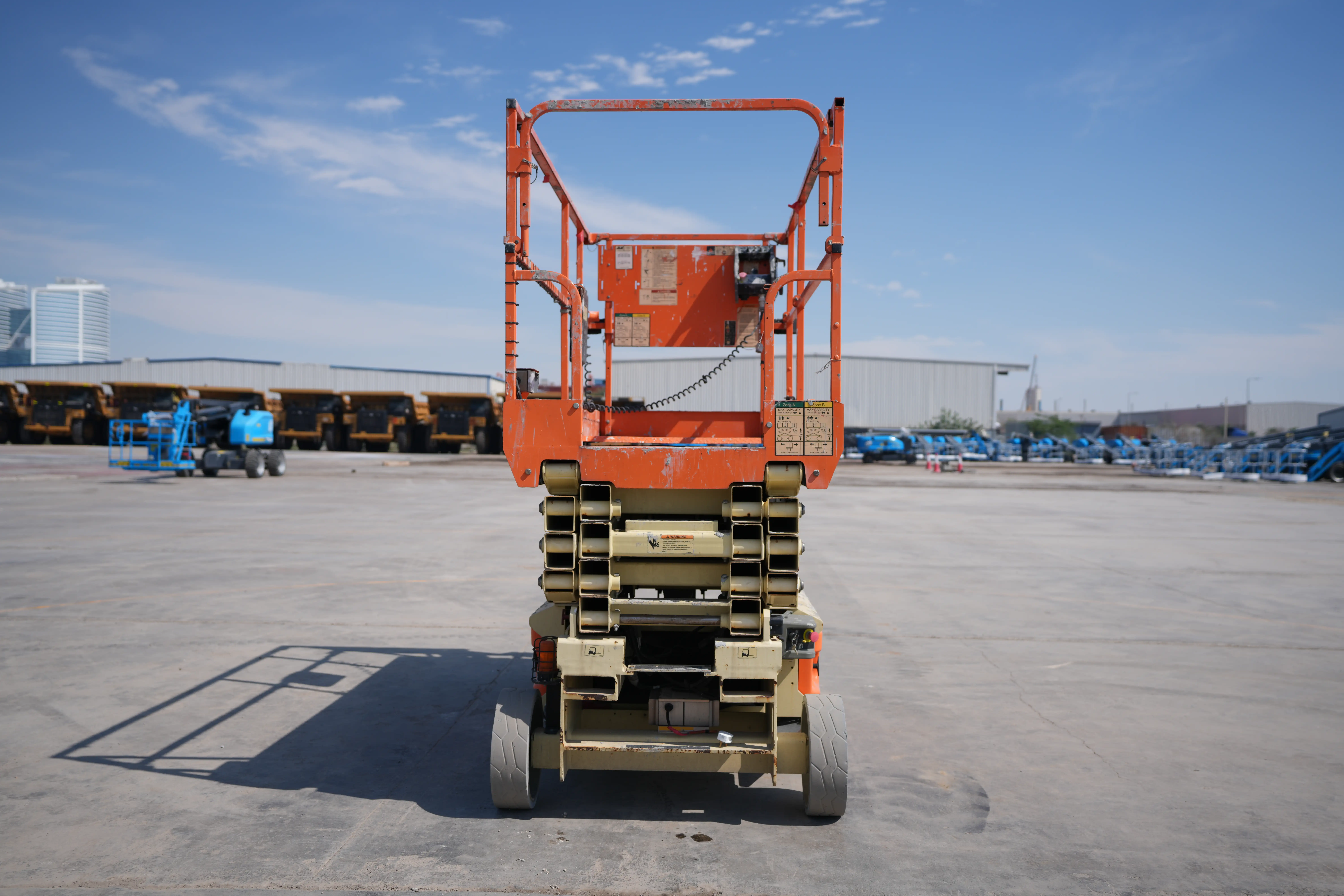 Product-JLG 3246ES electric scissor lift-exterior