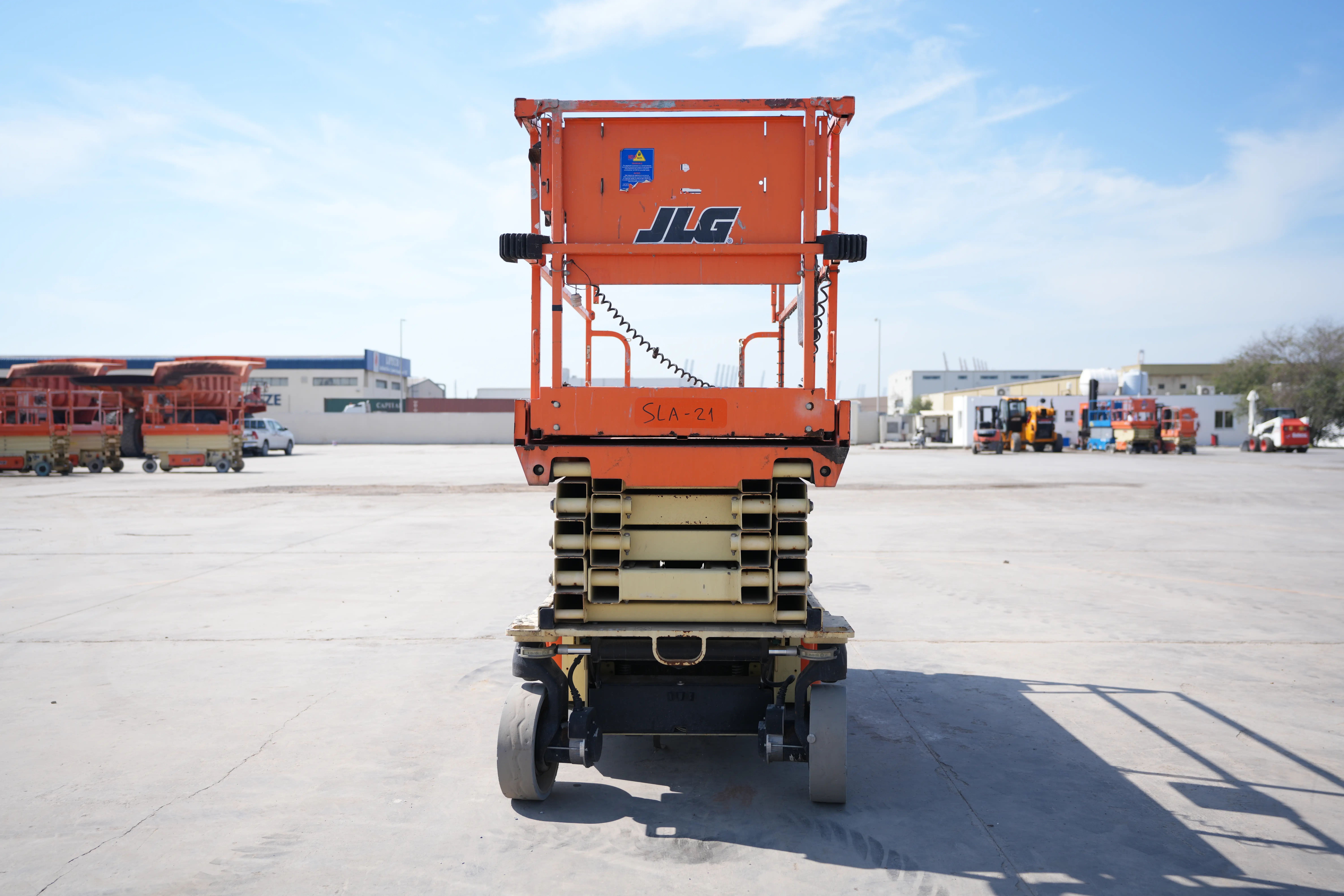 Product-JLG 3246ES electric scissor lift-exterior