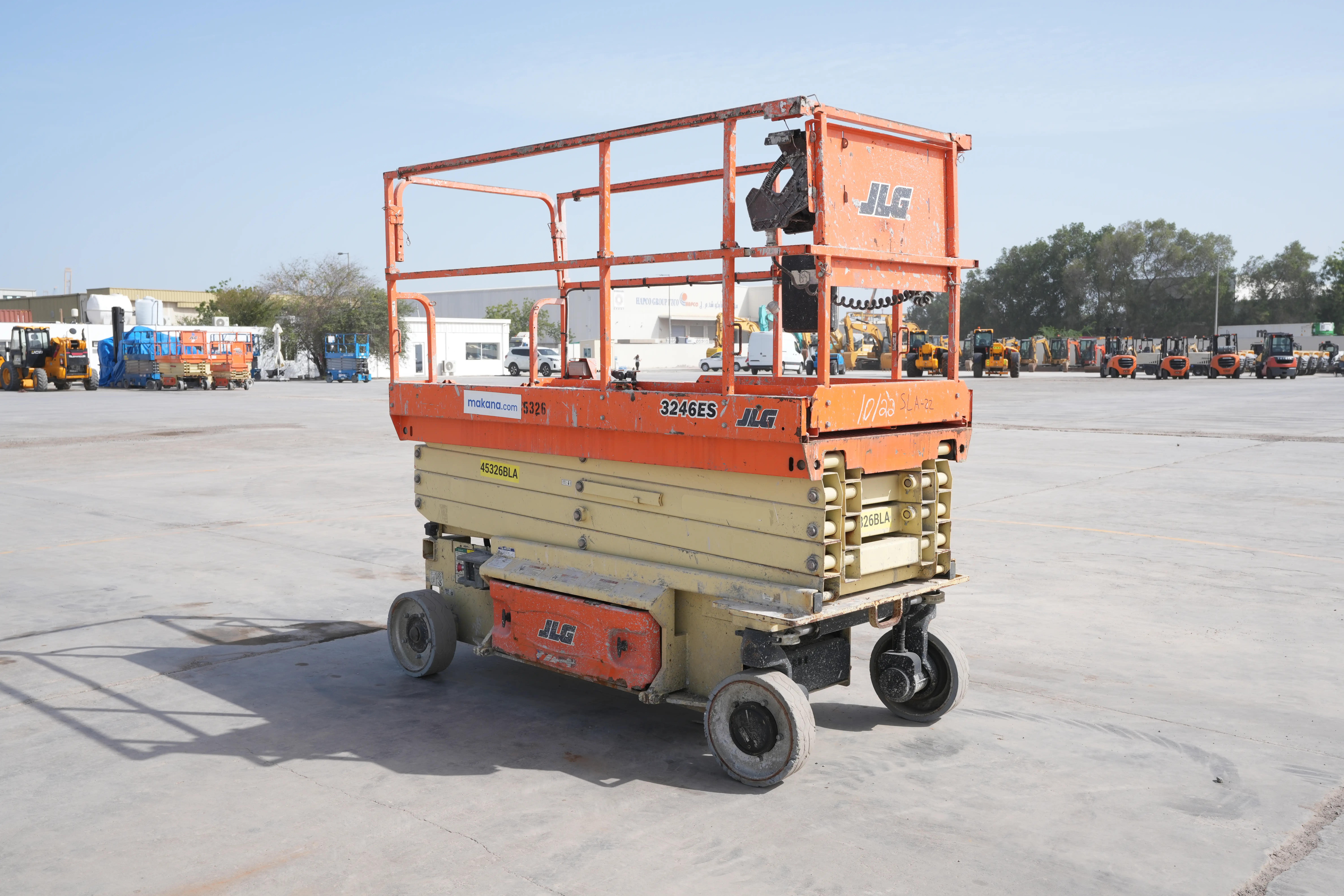 Product-JLG 3246ES electric scissor lift-exterior