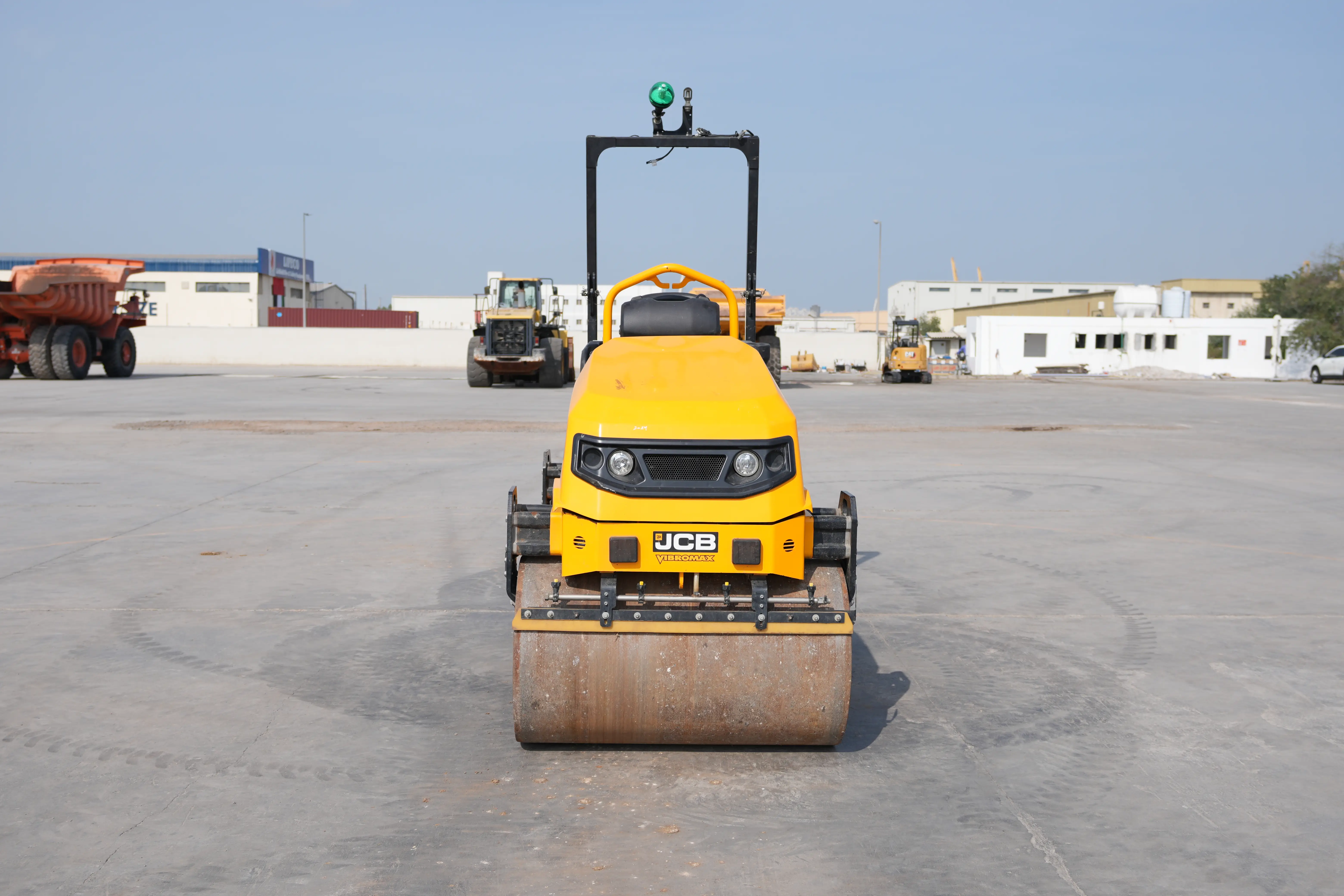 Product-JCB CT260-120 tandem roller-exterior