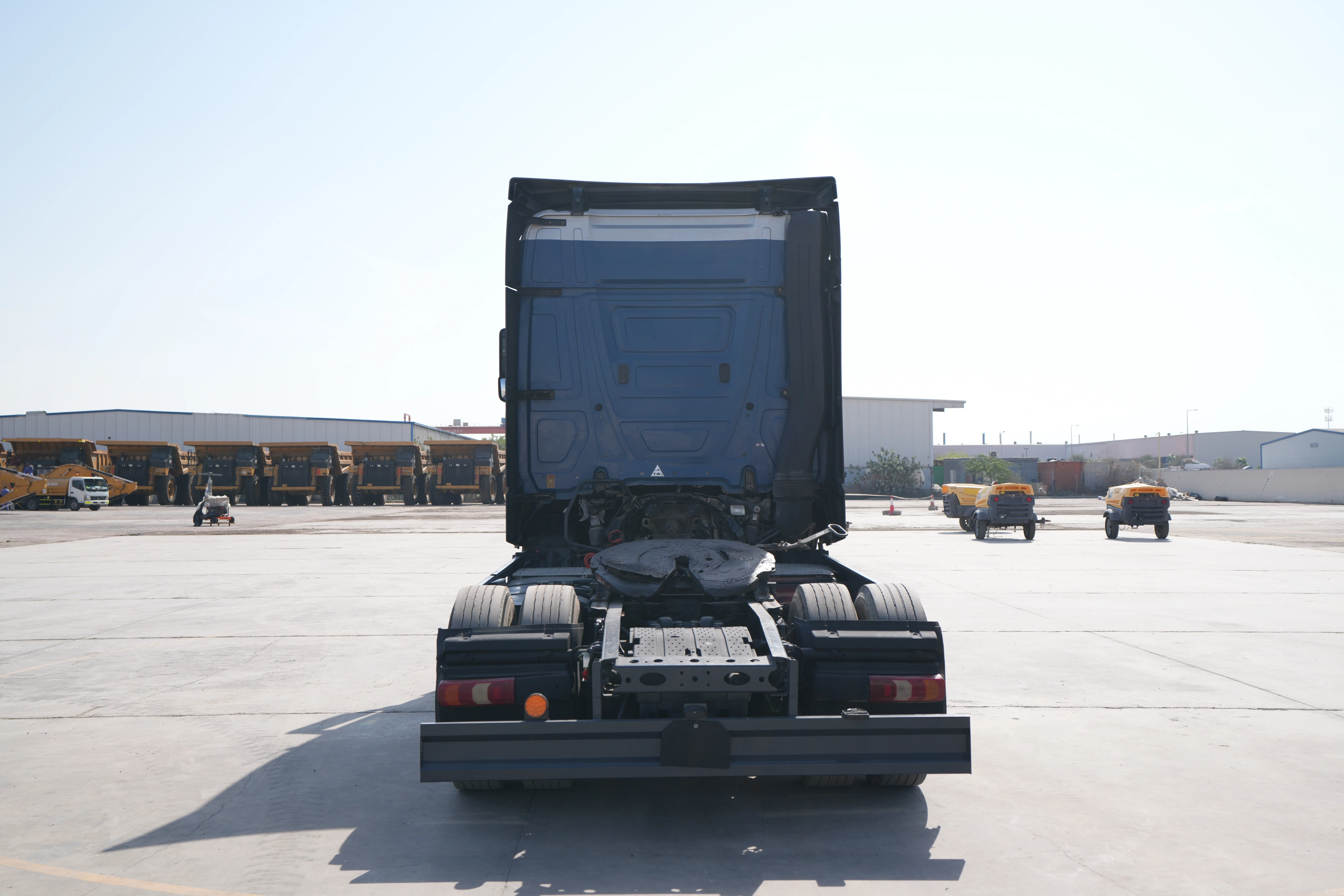 Product-Mercedes-benz Actros 1845 4x2 trailer truck head-exterior