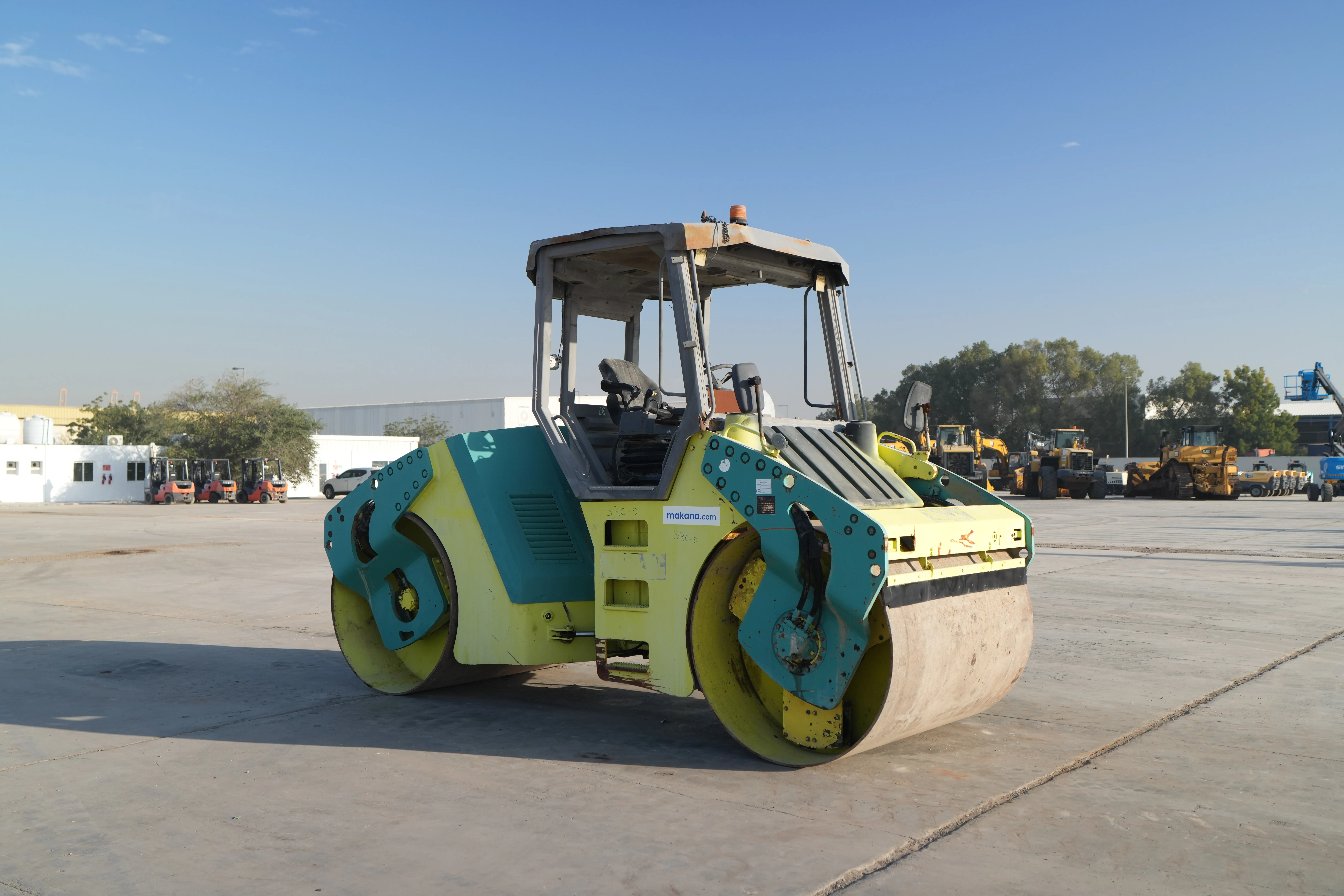 Product-Ammann AV 110 X tandem roller-exterior