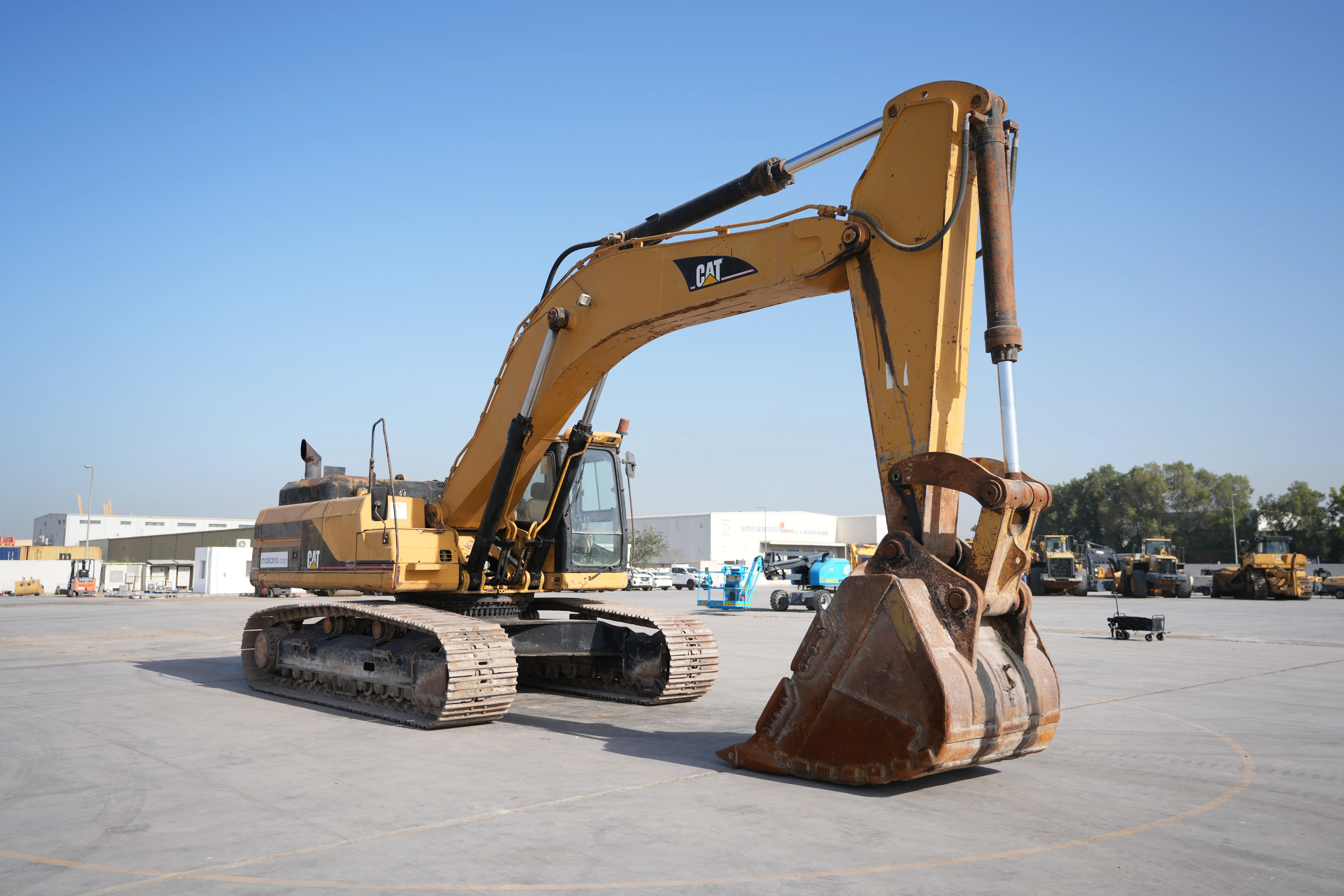 Product-Cat 345B LME Series II large excavator-exterior
