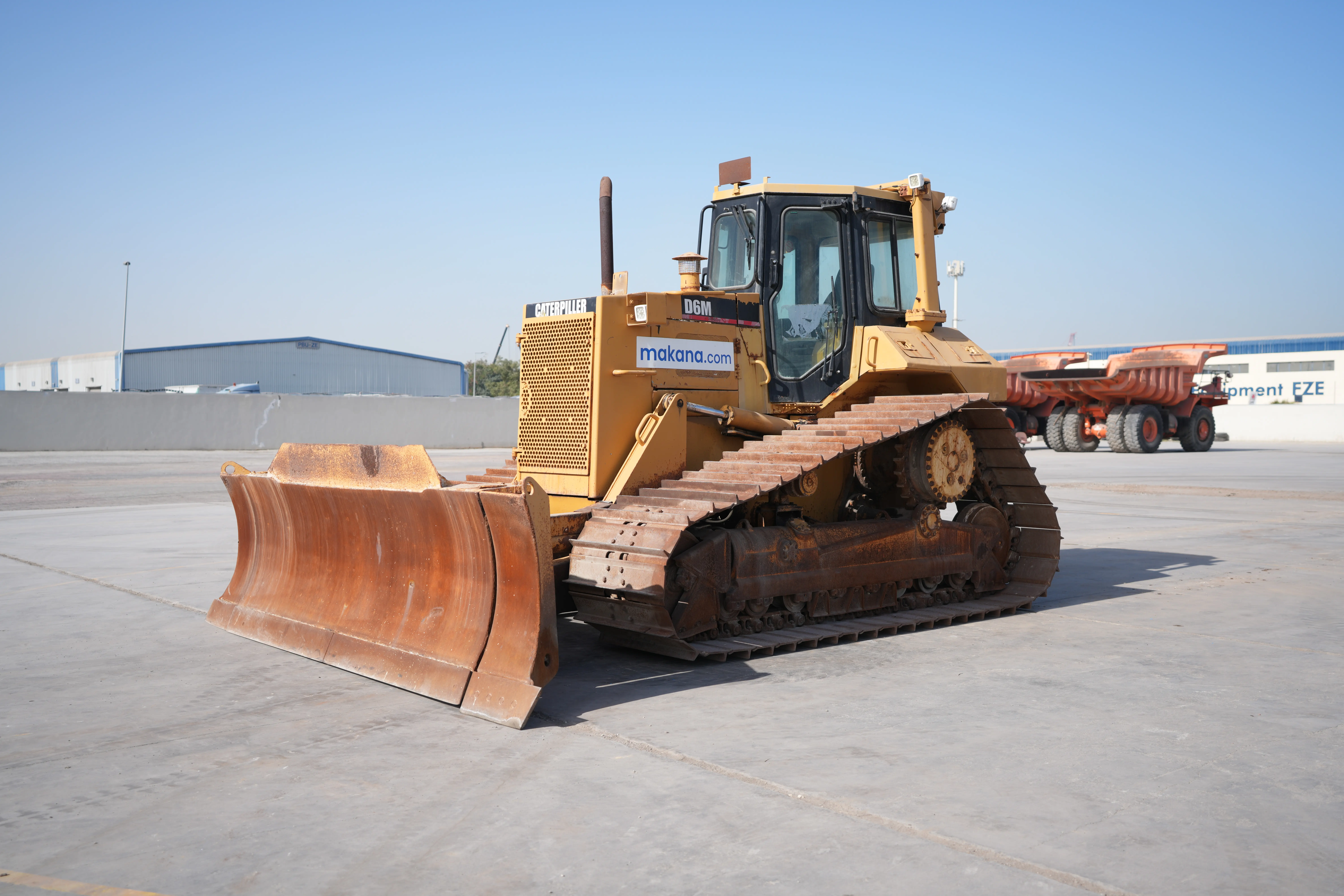 Product-Cat D6M bulldozer-exterior