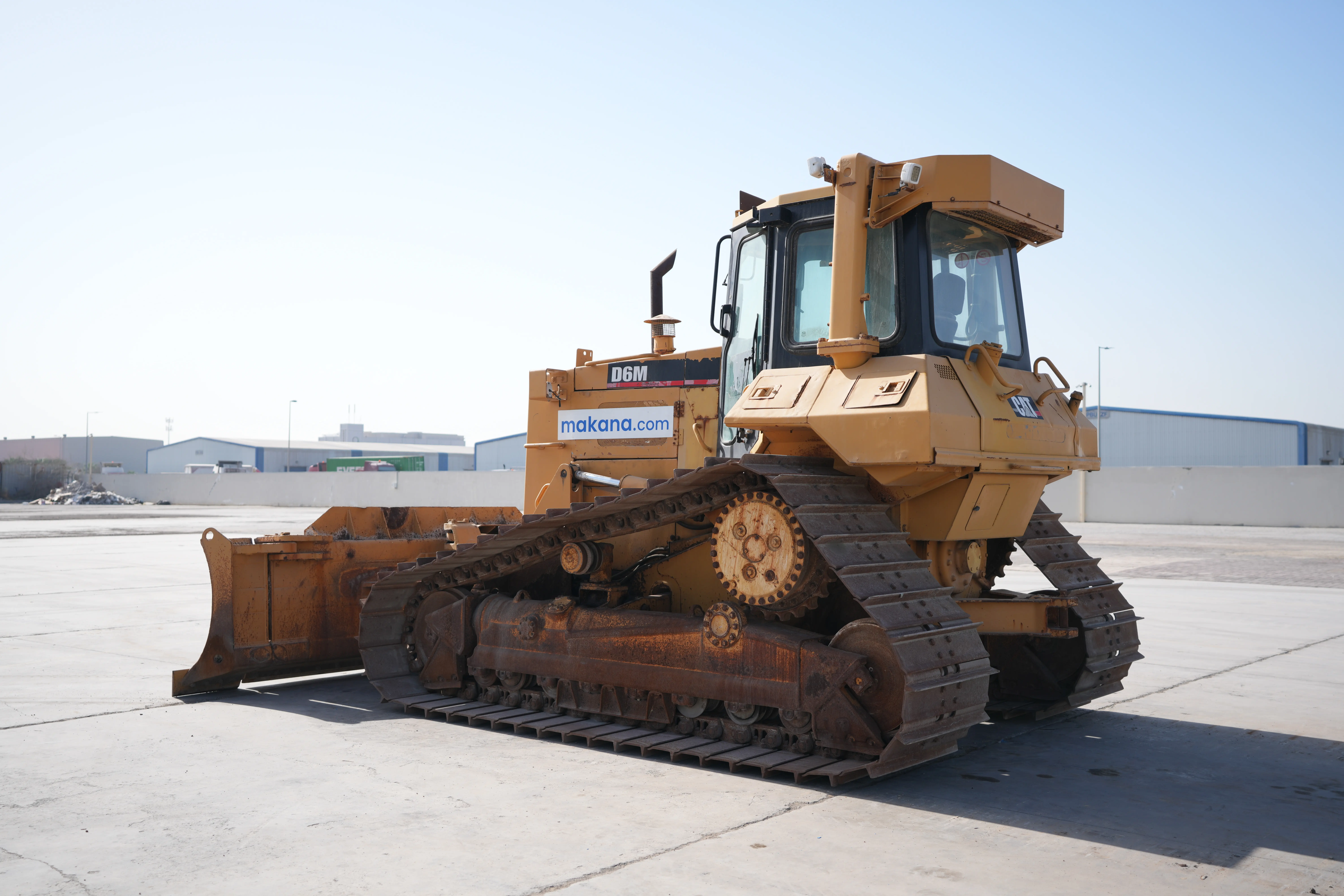 Product-Cat D6M bulldozer-exterior