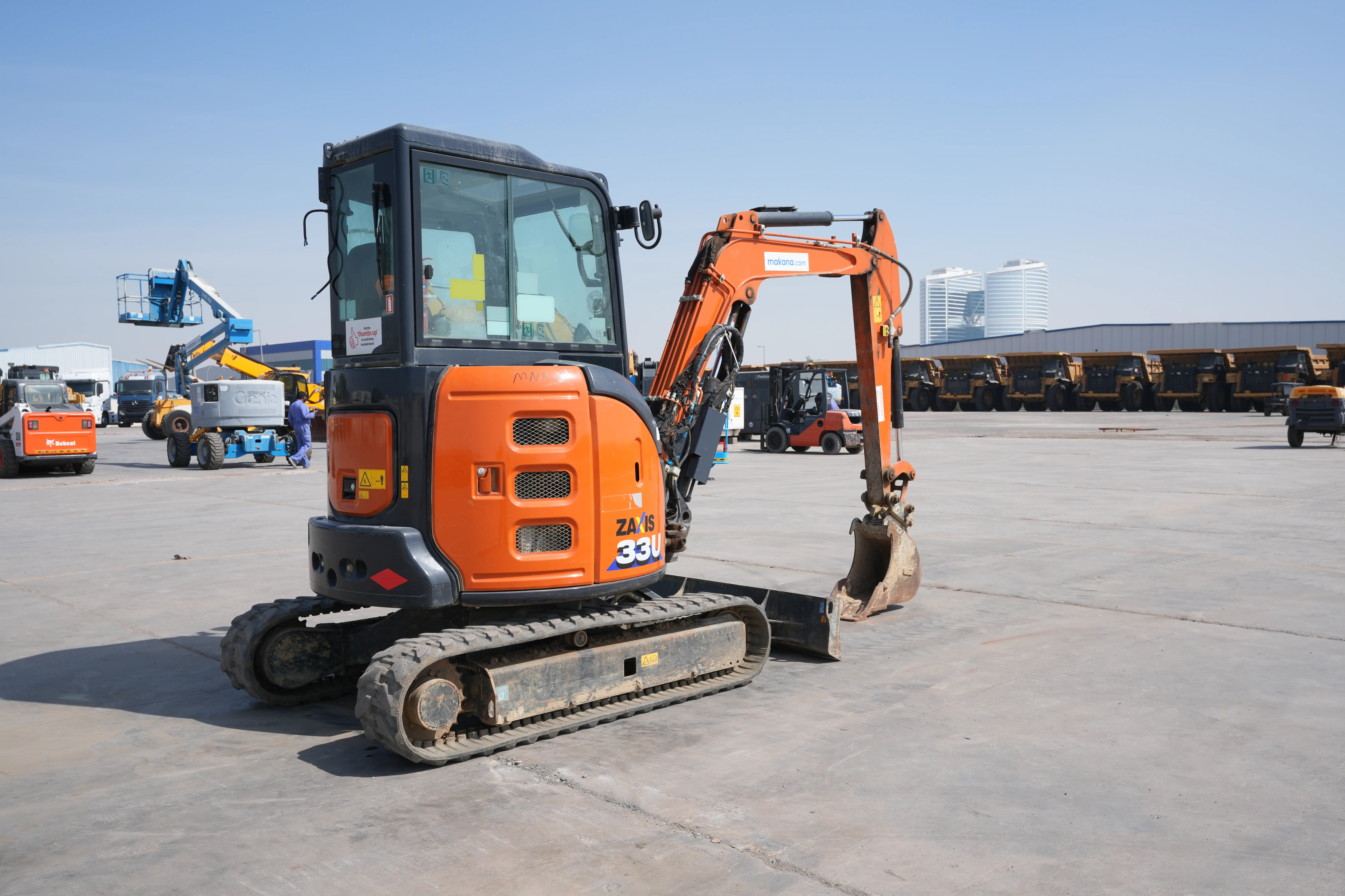 Product-Hitachi ZX33U-6 CLR mini excavator-exterior