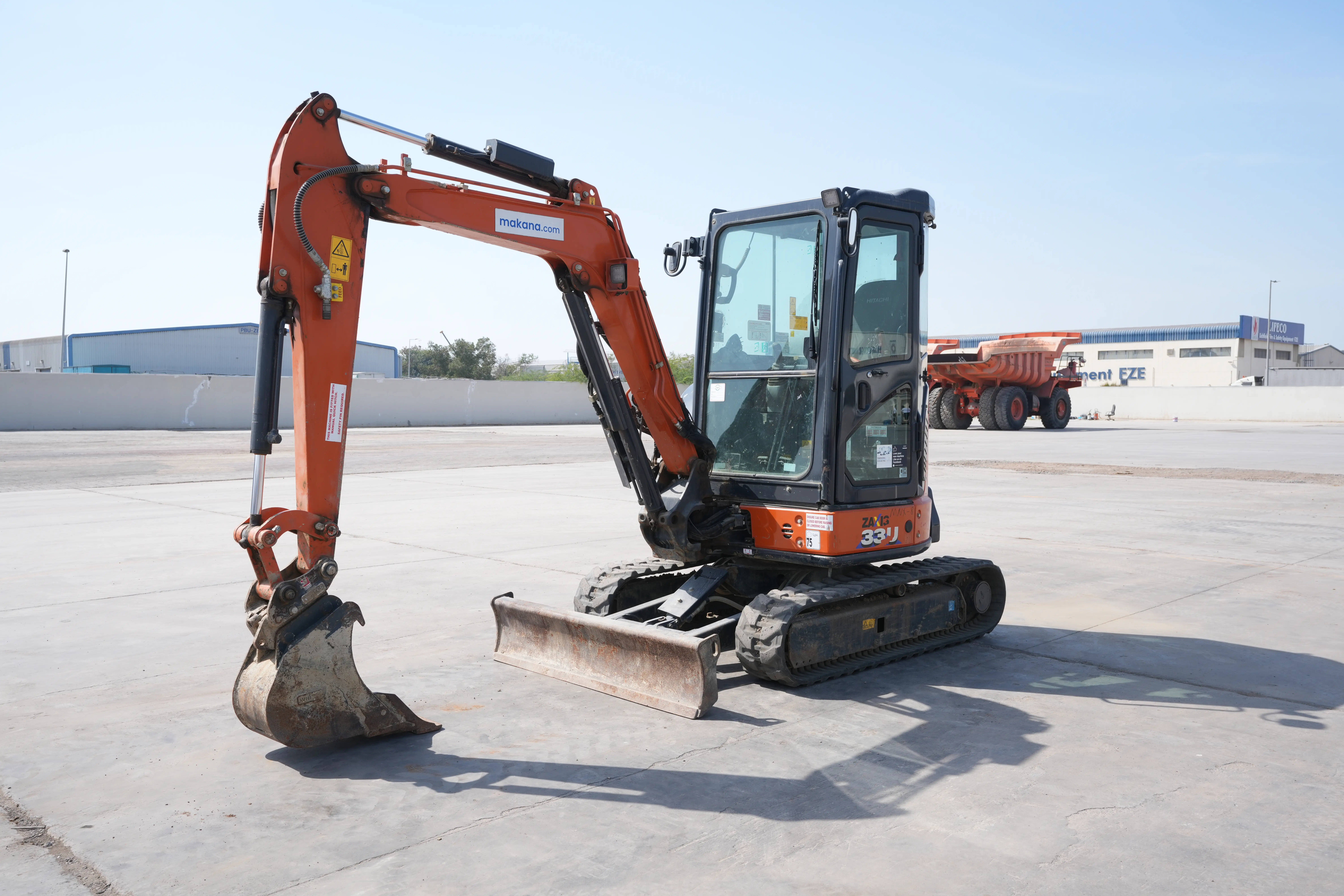Product-Hitachi ZX33U-6 CLR mini excavator-exterior