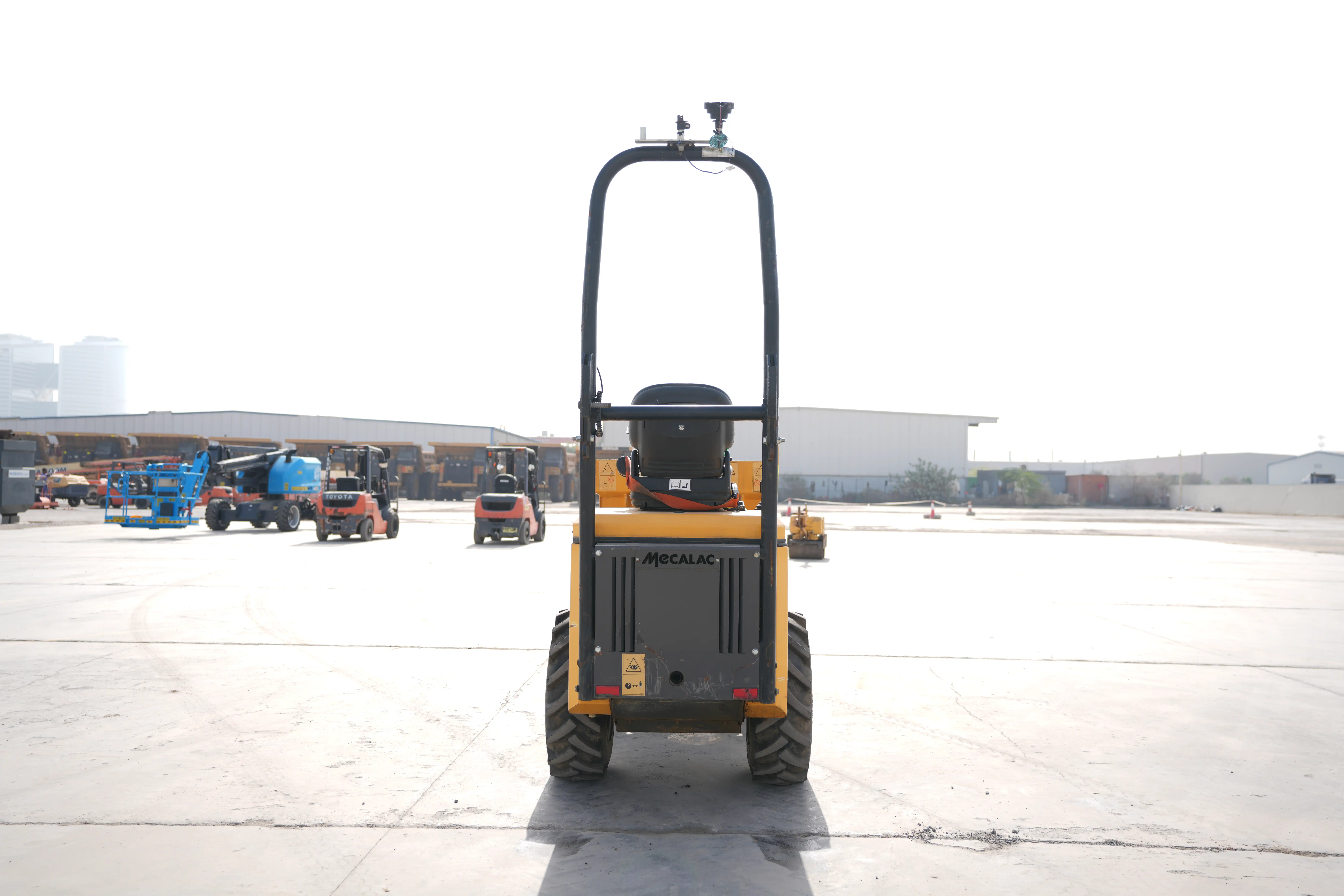 Product-Mecalac TA1EH mini dumper-exterior