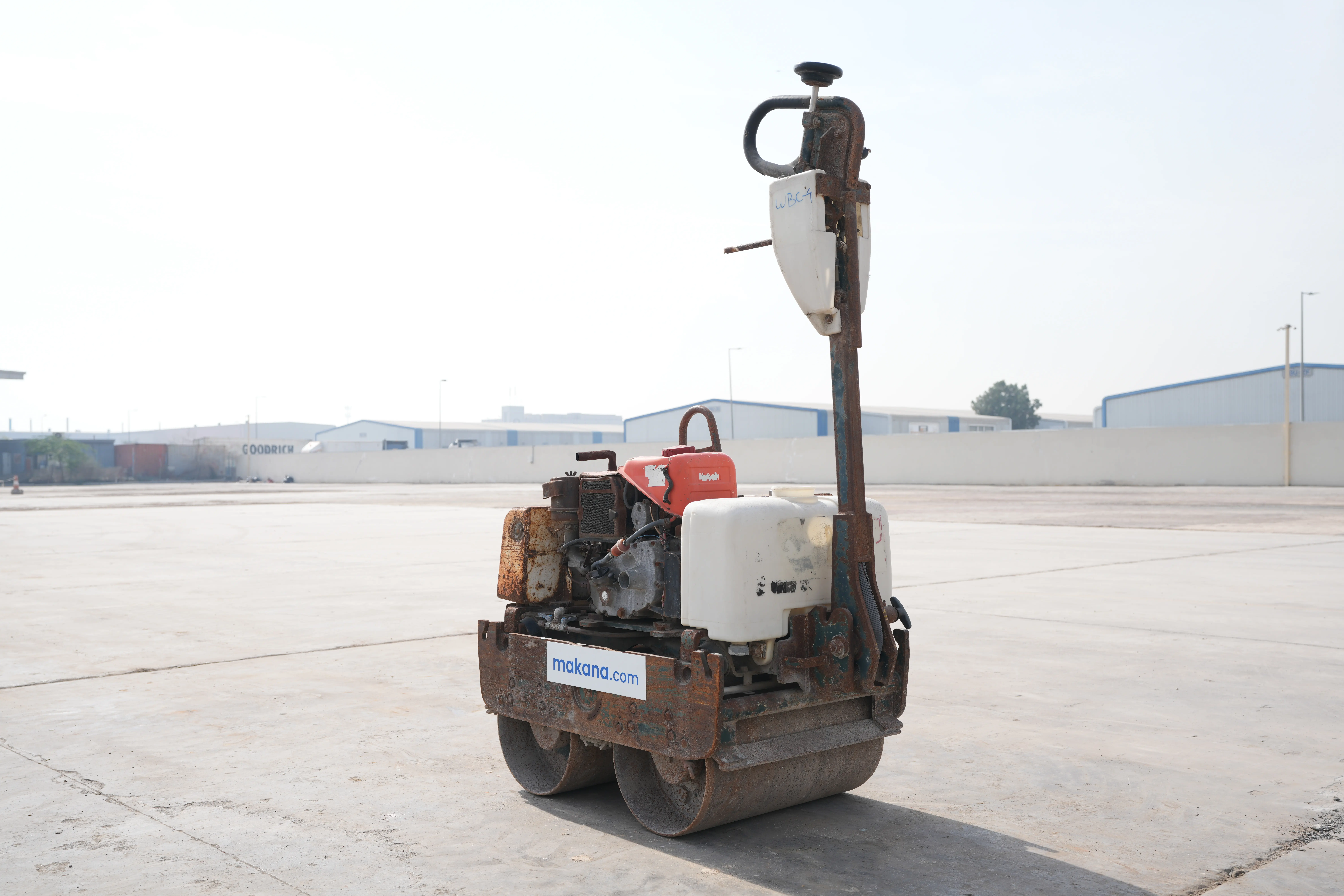 Product-Sakai HV61ST walk-behind roller-exterior