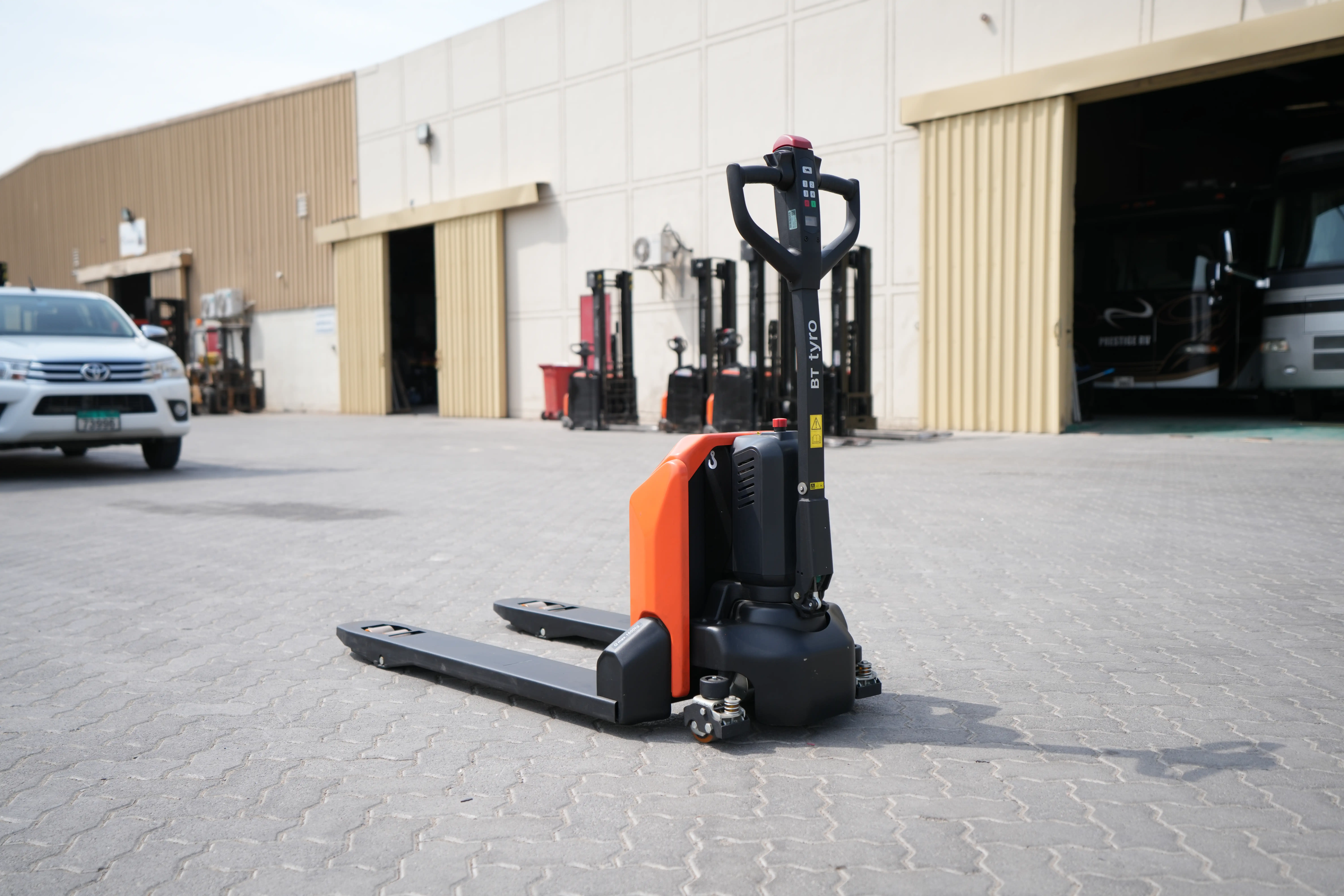 Product-2024 Toyota Tyro LHE150 pallet truck-exterior