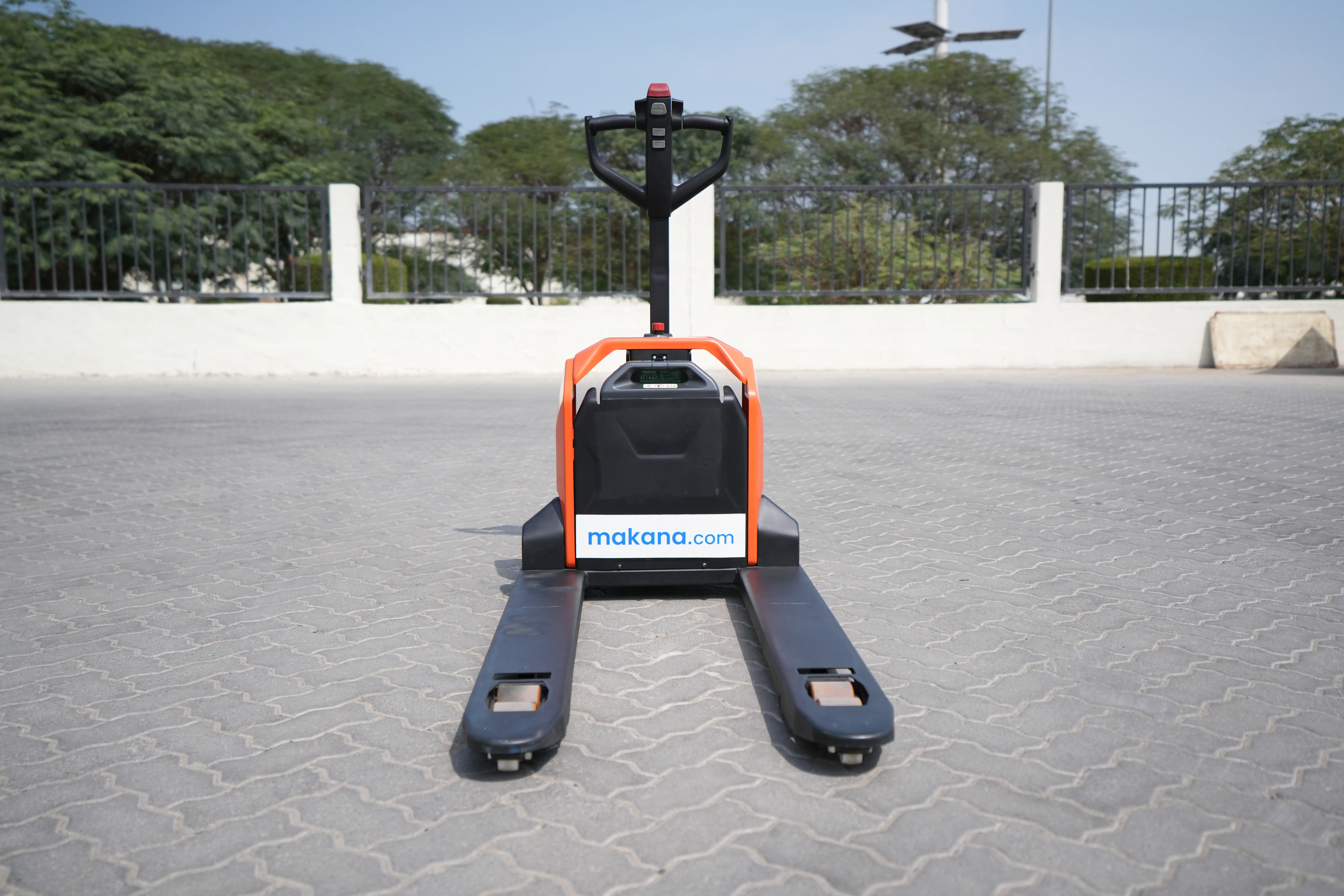 Product-2024 Toyota Tyro LHE150 pallet truck-exterior