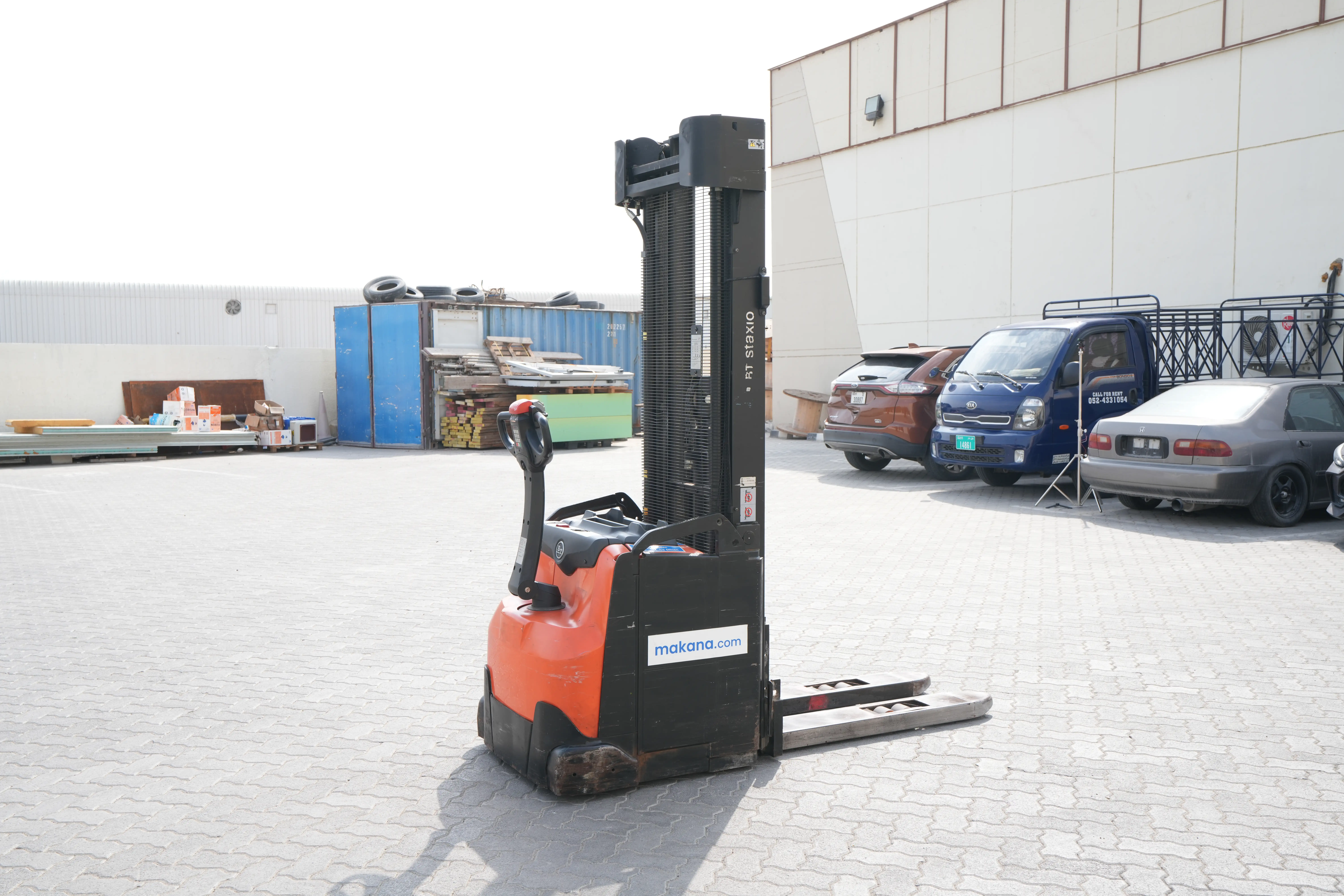 Product-2016 Toyota Staxio SWE160 pallet stacker-exterior