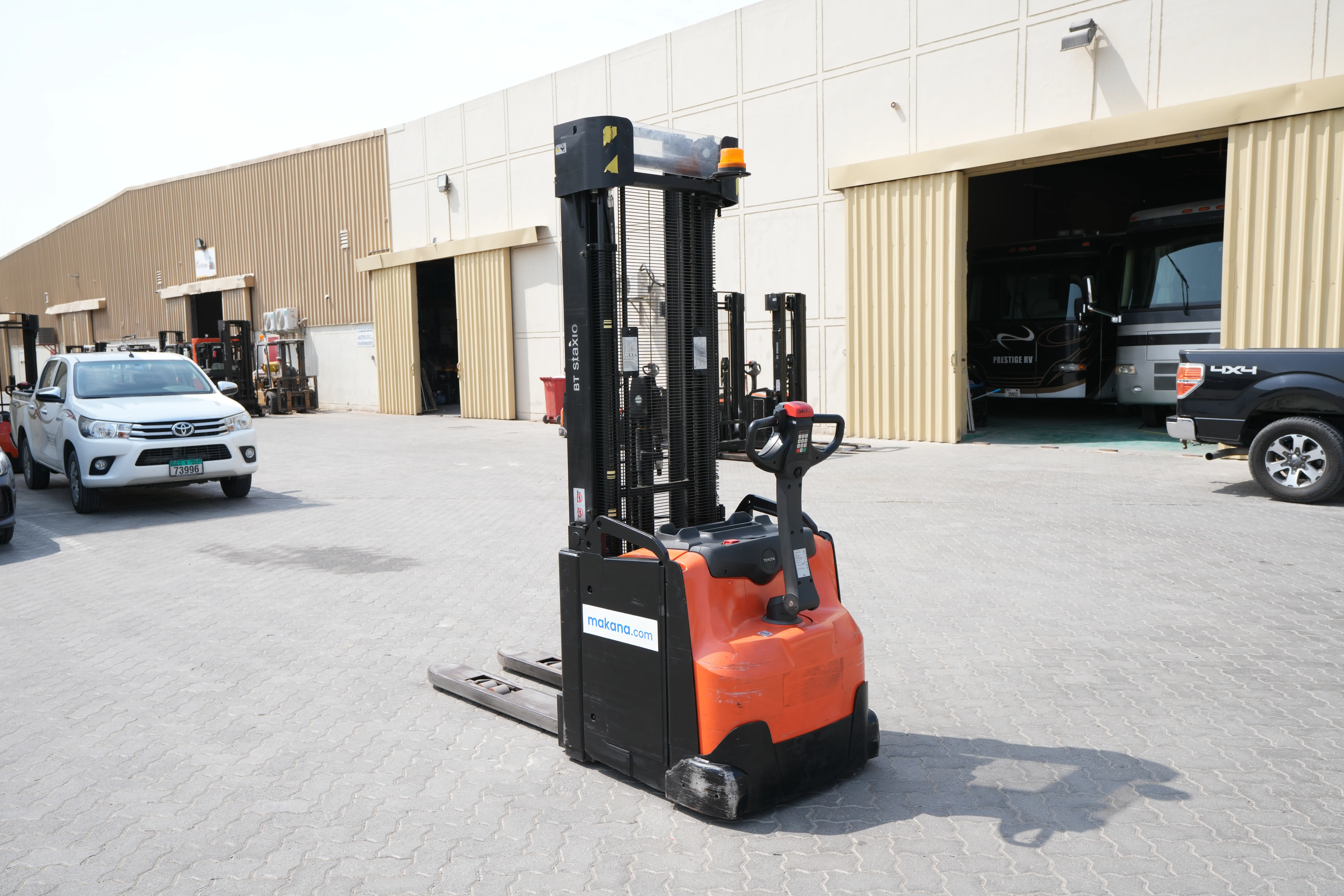 Product-2017 Toyota Staxio SWE160L pallet stacker-exterior